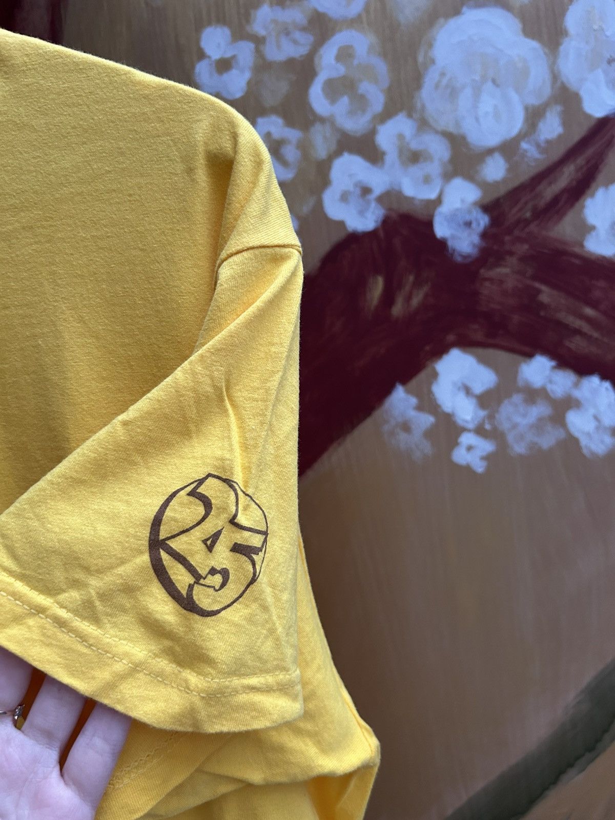 Fruit Of The Loom Vintage 2006 Danger Mouse 25th Anniversary Yellow T-Shirt Size US L / EU 52-54 / 3 - 4 Thumbnail