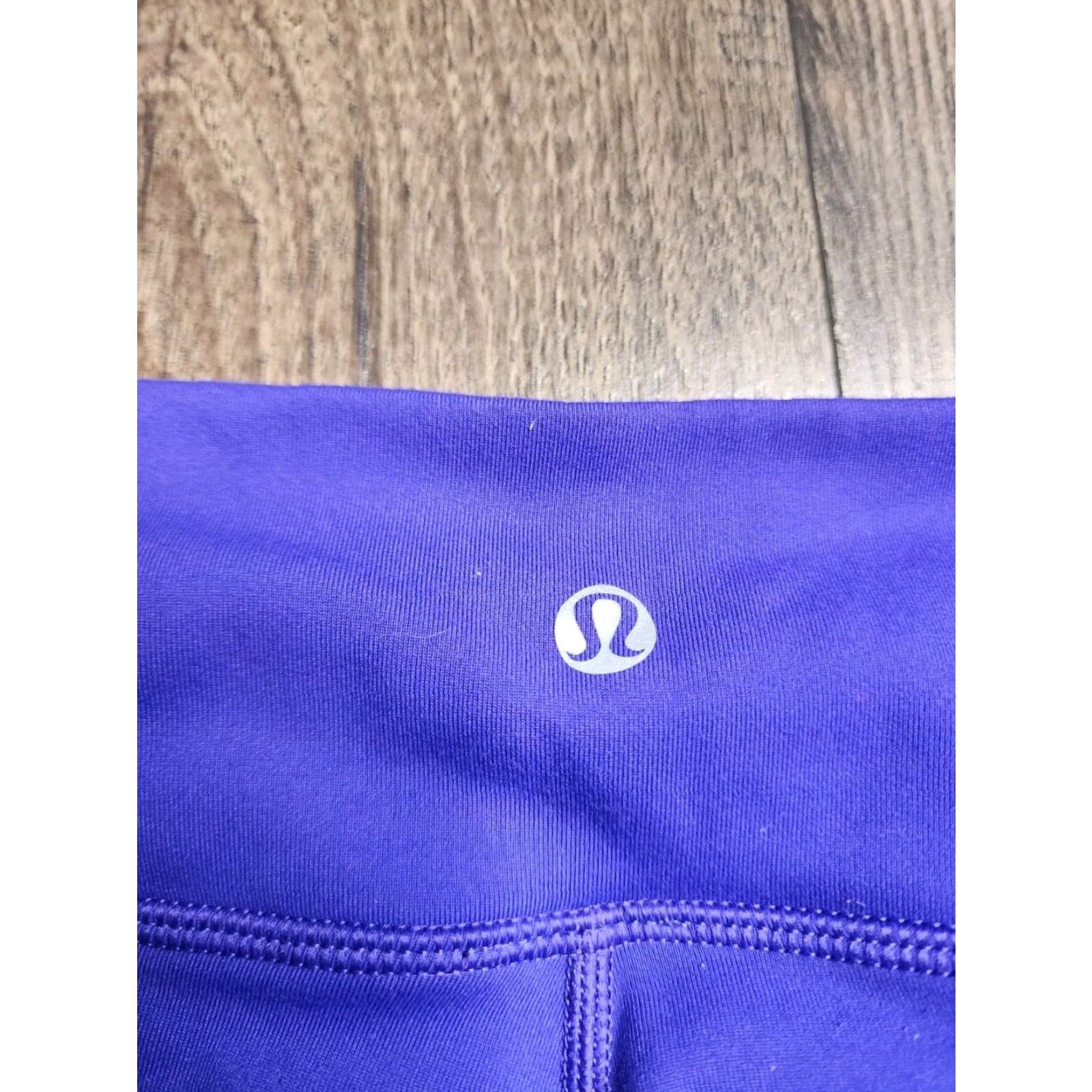 Lululemon Lululemon Women's Purple Cropped Leggings Size 2 Size 26" / US 2 / IT 38 - 6 Thumbnail