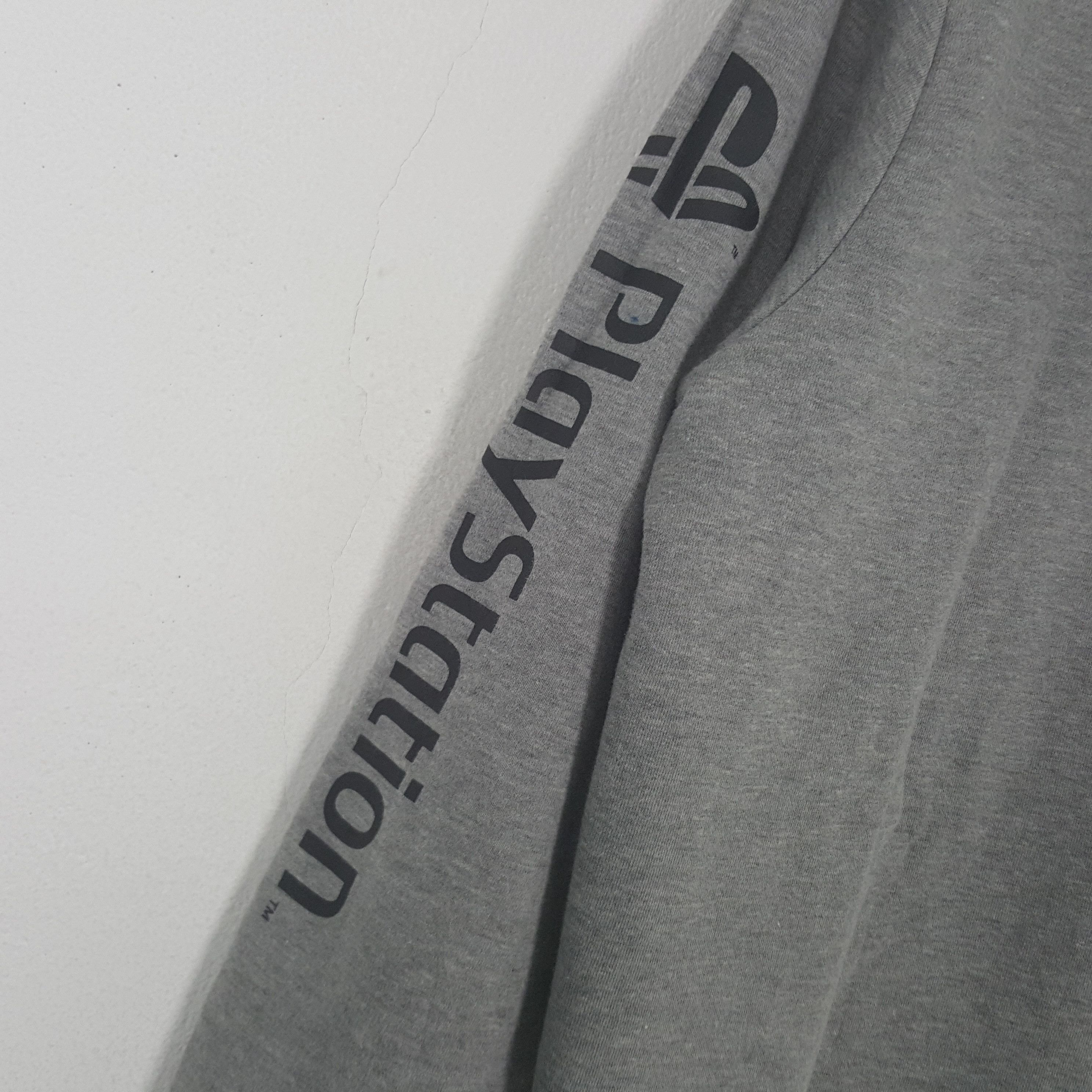 Playstation Vintage Playstation Video Game Promo Hoodies RR14 Size US M / EU 48-50 / 2 - 5 Thumbnail