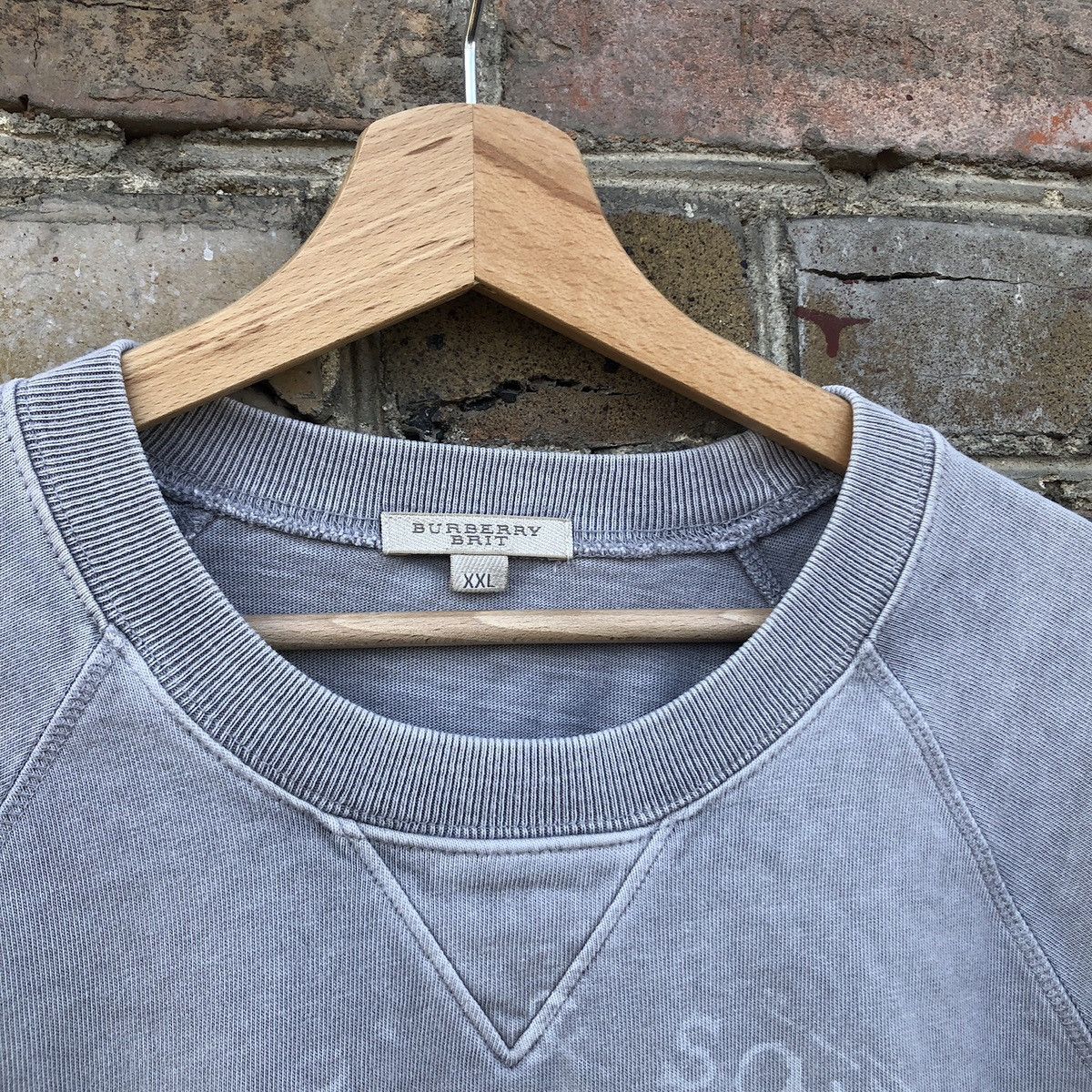 Burberry Burberry Brit Grey Crewneck Sweatshirt XXL Size US XXL / EU 58 / 5 - 2 Thumbnail