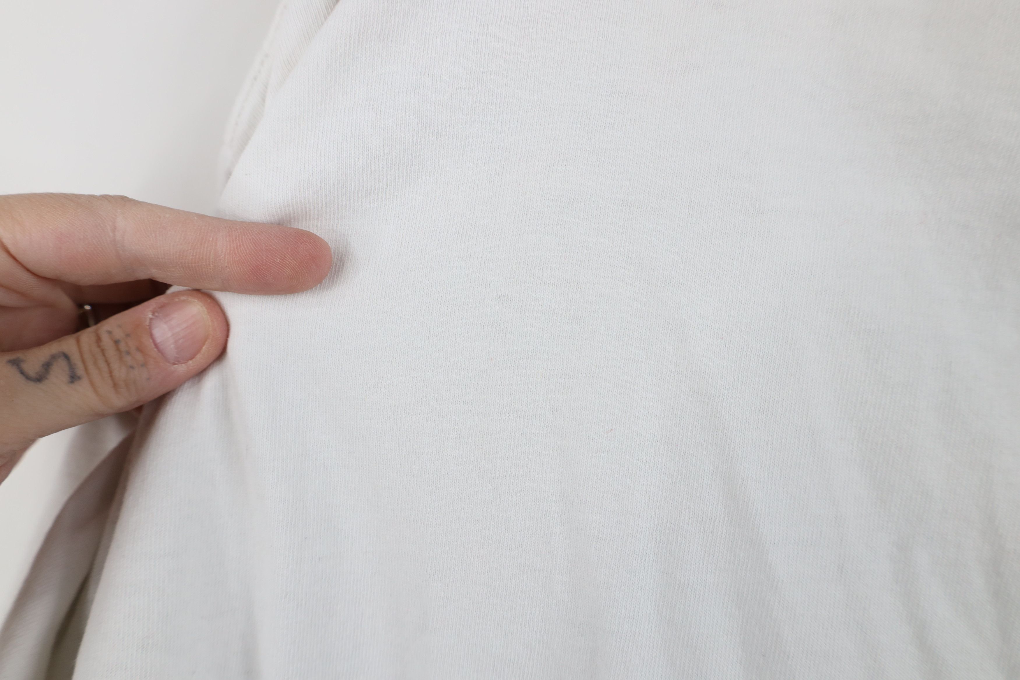 Vintage Vintage 90s Perry Ellis Flag Baggy Fit T-Shirt White Cotton Size US L / EU 52-54 / 3 - 9 Thumbnail