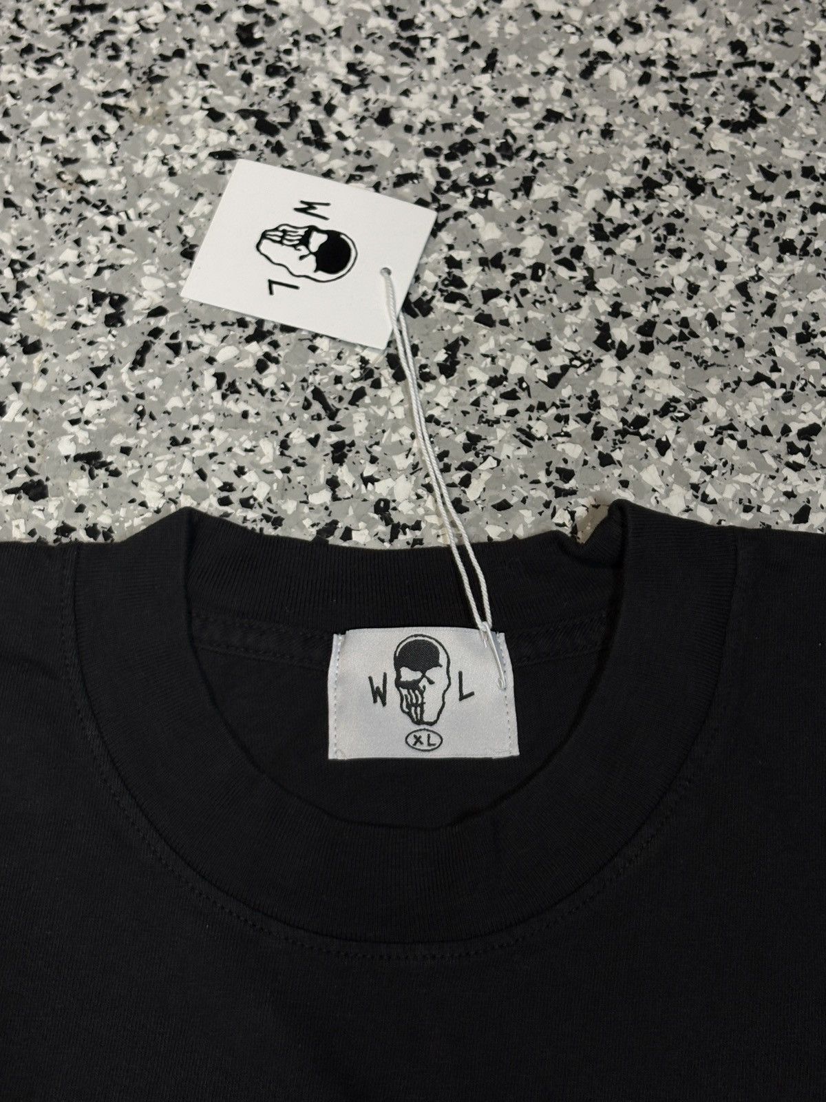 Warren Lotas 2022 Warren Lotas Signature Shura Skulls L/S Shirt Size XL Size US XL / EU 56 / 4 - 3 Thumbnail