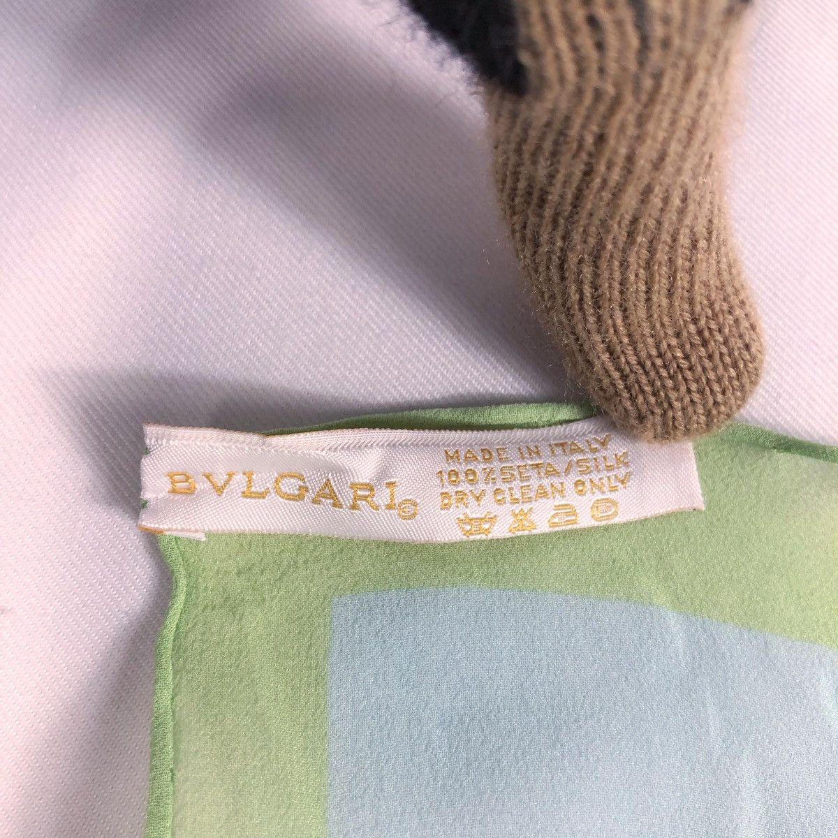 Bvlgari × Vintage Rare Vintage Bvlgari Silk Handkerchief Scarf Made in Italy Size ONE SIZE - 5 Thumbnail