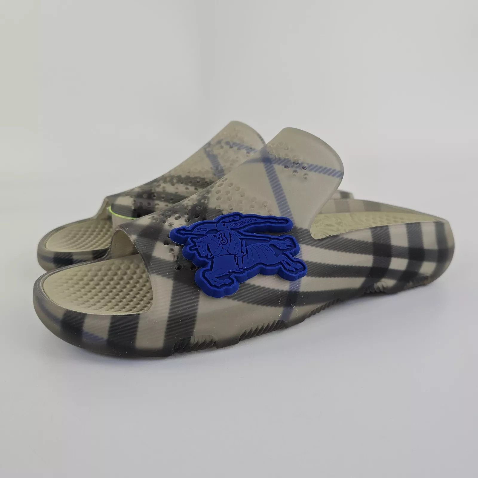 image of Balenciaga x Burberry Stingray Lichen Green Rubber Slide Sandals New, Men's (Size 9)