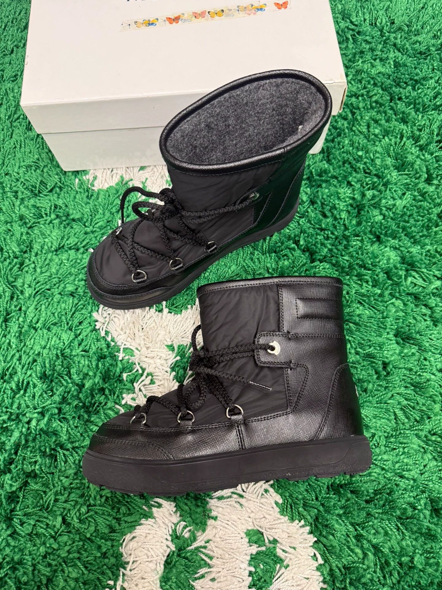Moncler Moncler snow boots Size US 6 / IT 36 - 1 Thumbnail