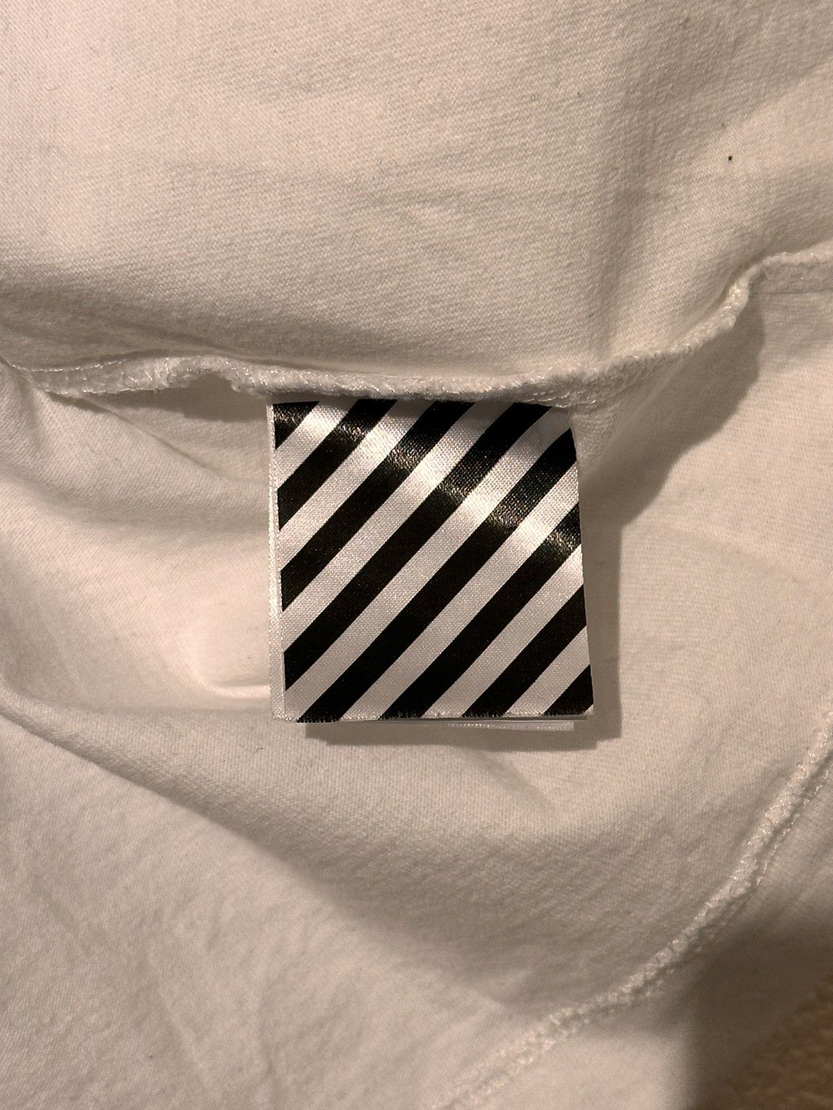 Off-White Caravaggio Tee Size US L / EU 52-54 / 3 - 6 Thumbnail