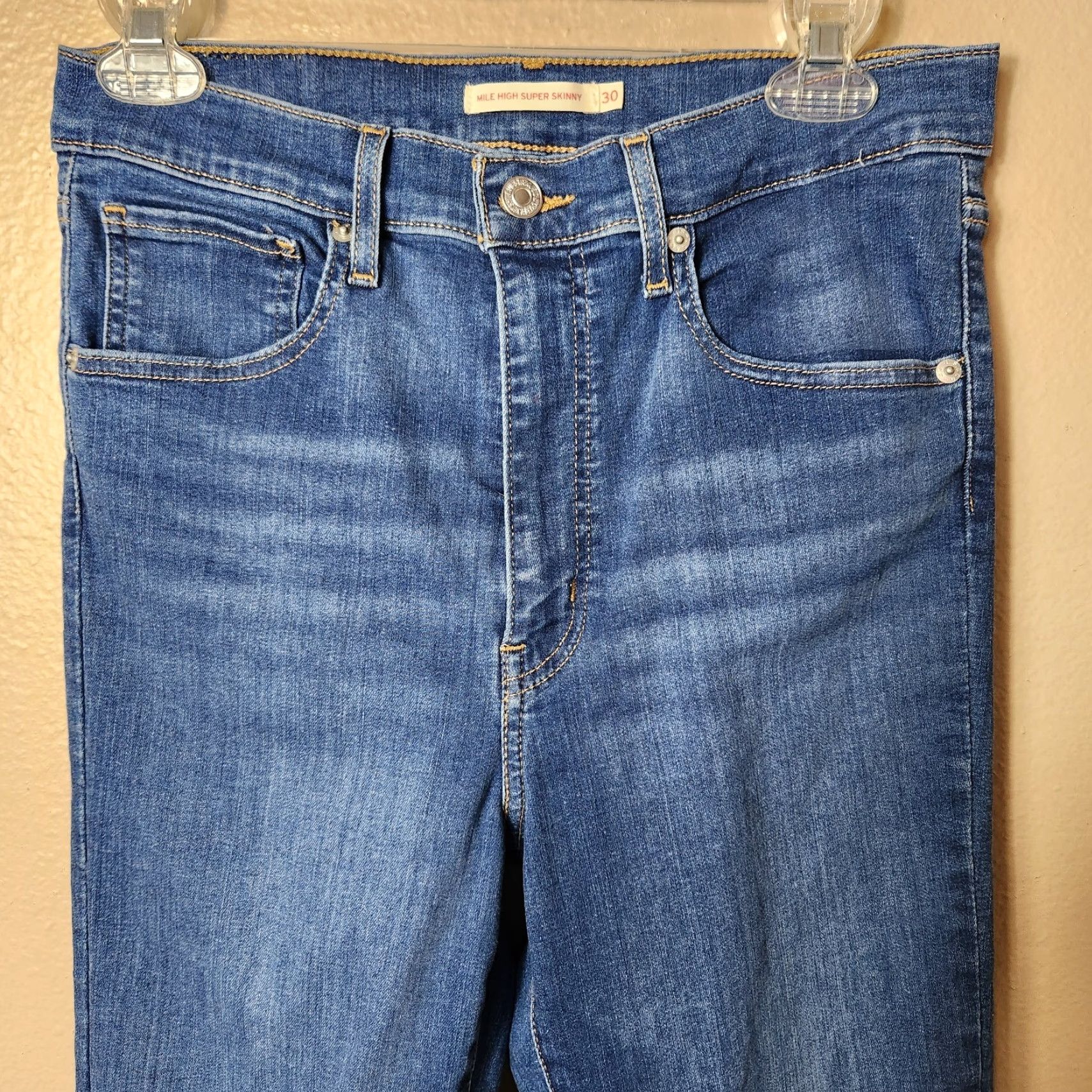 Levi's Levi's Mile High Super Skinny Jeans - Denim Distressed High Rise 30 Womens Blue Regular, 5-Pocket, Belt Loops, Medium Wash Size 30" / US 8 / IT 44 - 3 Thumbnail