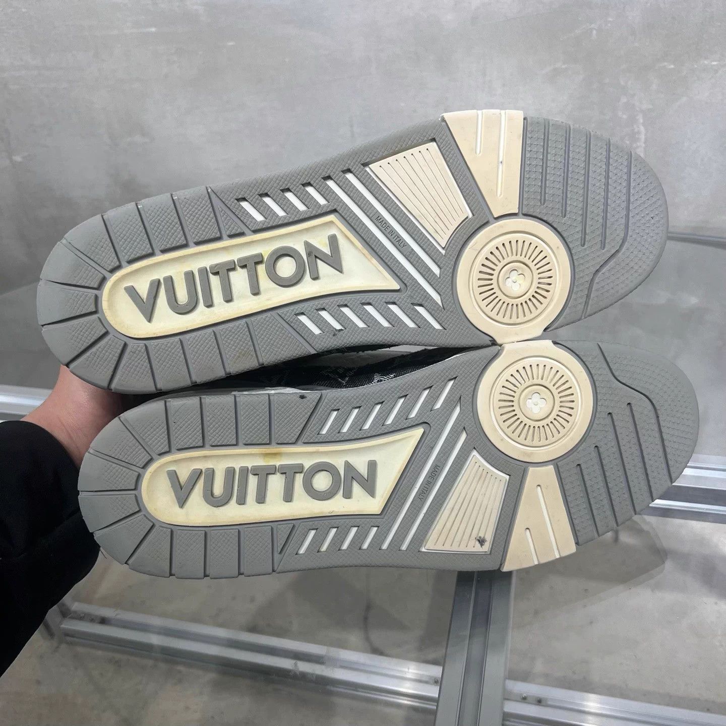 Louis Vuitton LV Trainer Gray Denim UK9 43 Size US 9 / EU 42 - 7 Thumbnail