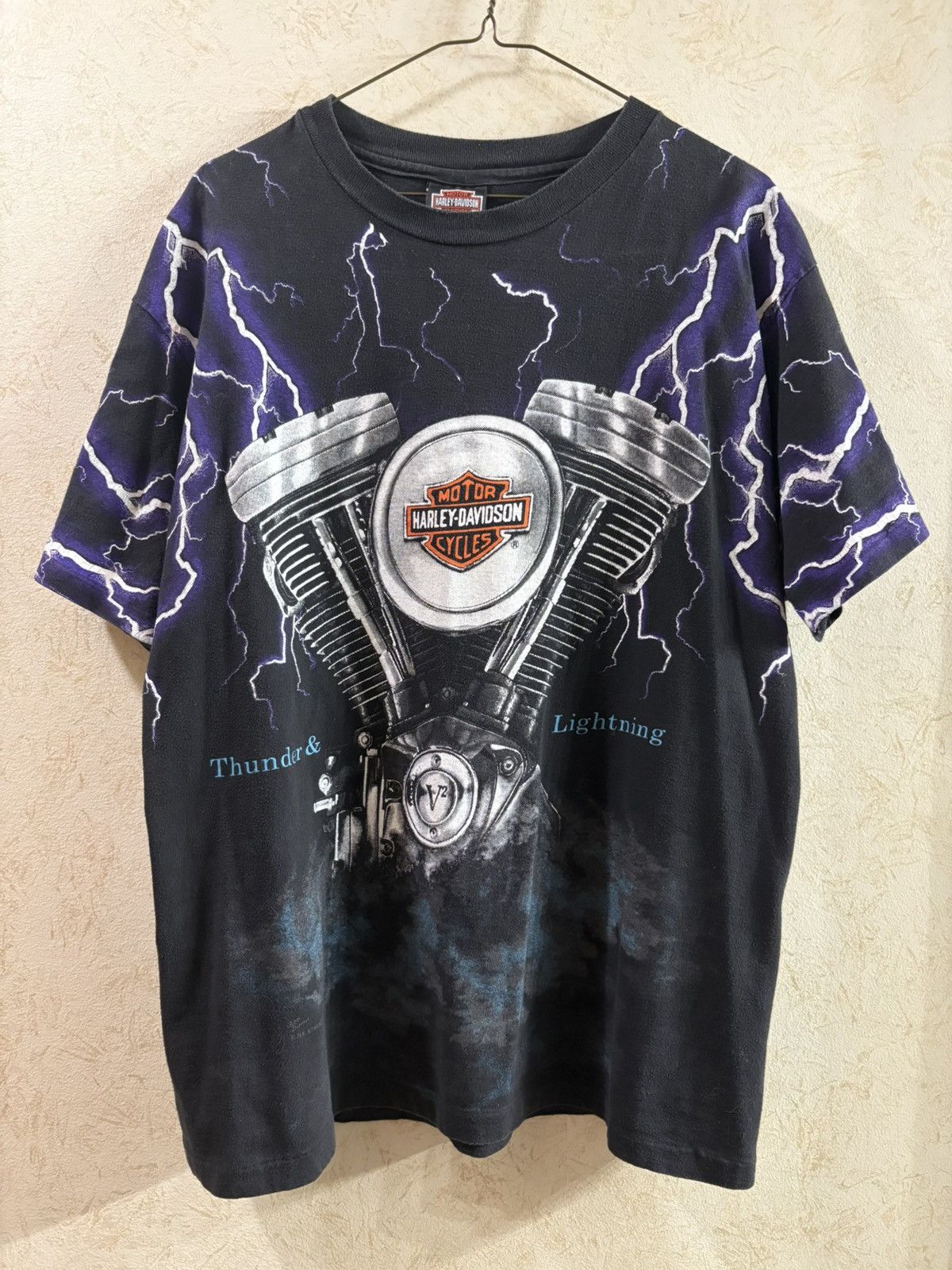 Harley Davidson Vintage 90s Harley Davidson Purple Lightning AOP Tee Size US L / EU 52-54 / 3 - 1 Thumbnail