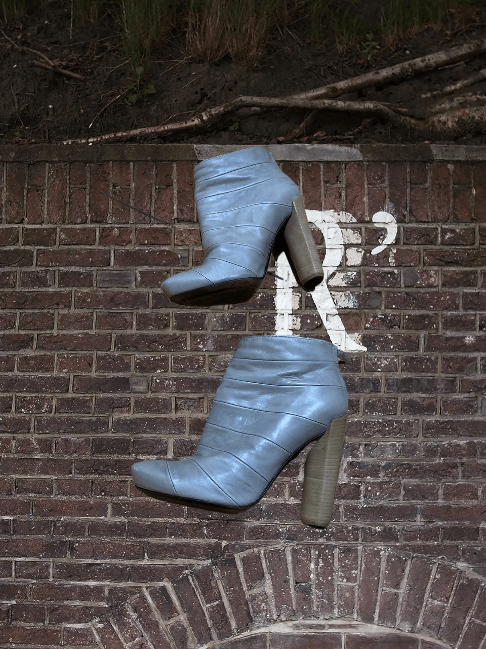 Louis Vuitton Louis Vuitton Suede Ankle Leather Boots Vintage Size US 4 / IT 34 - 1 Thumbnail