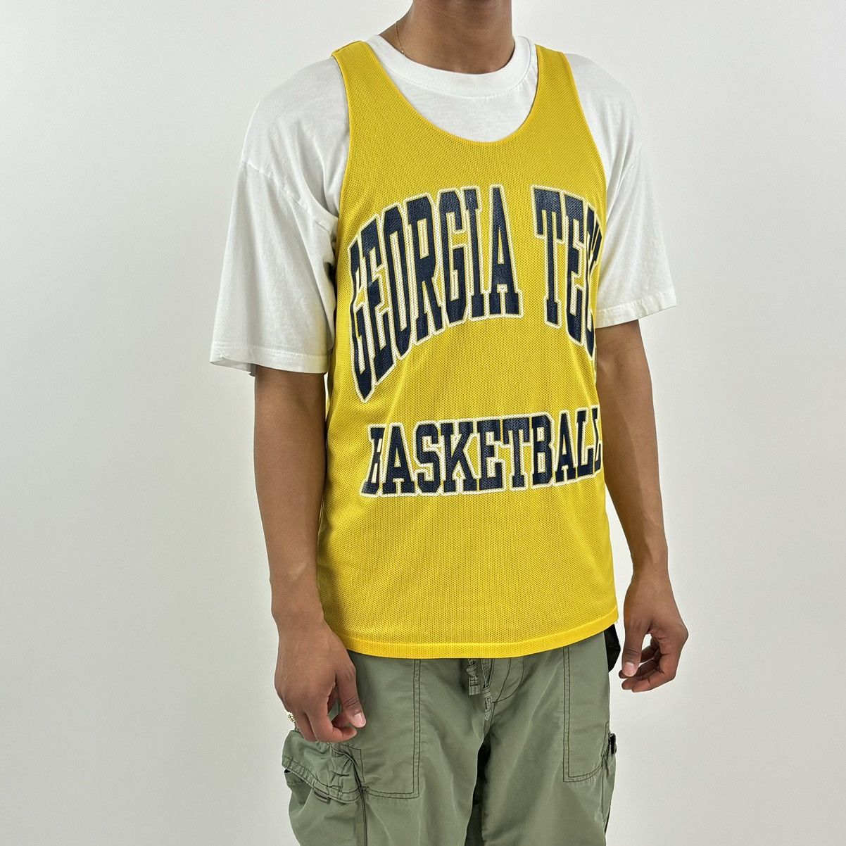 Vintage vintage 90s GEORGIA TECH College Basketball spellout jersey Size US L / EU 52-54 / 3 - 5 Thumbnail