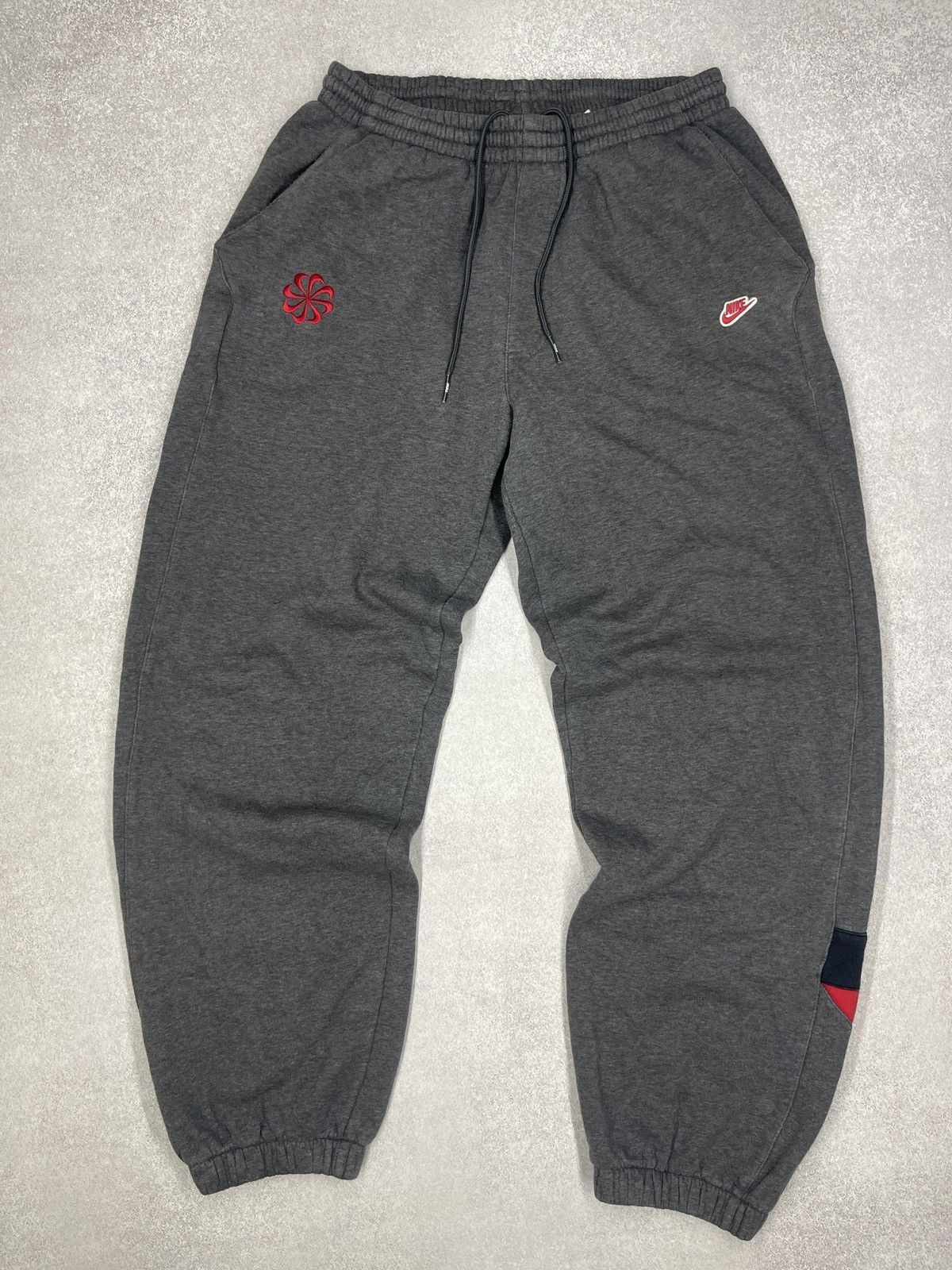 Nike Vintage Nike Kolovrat Basic Sweatpants Grey Drill Y2K ACG Size US 34 / EU 50 - 2 Thumbnail