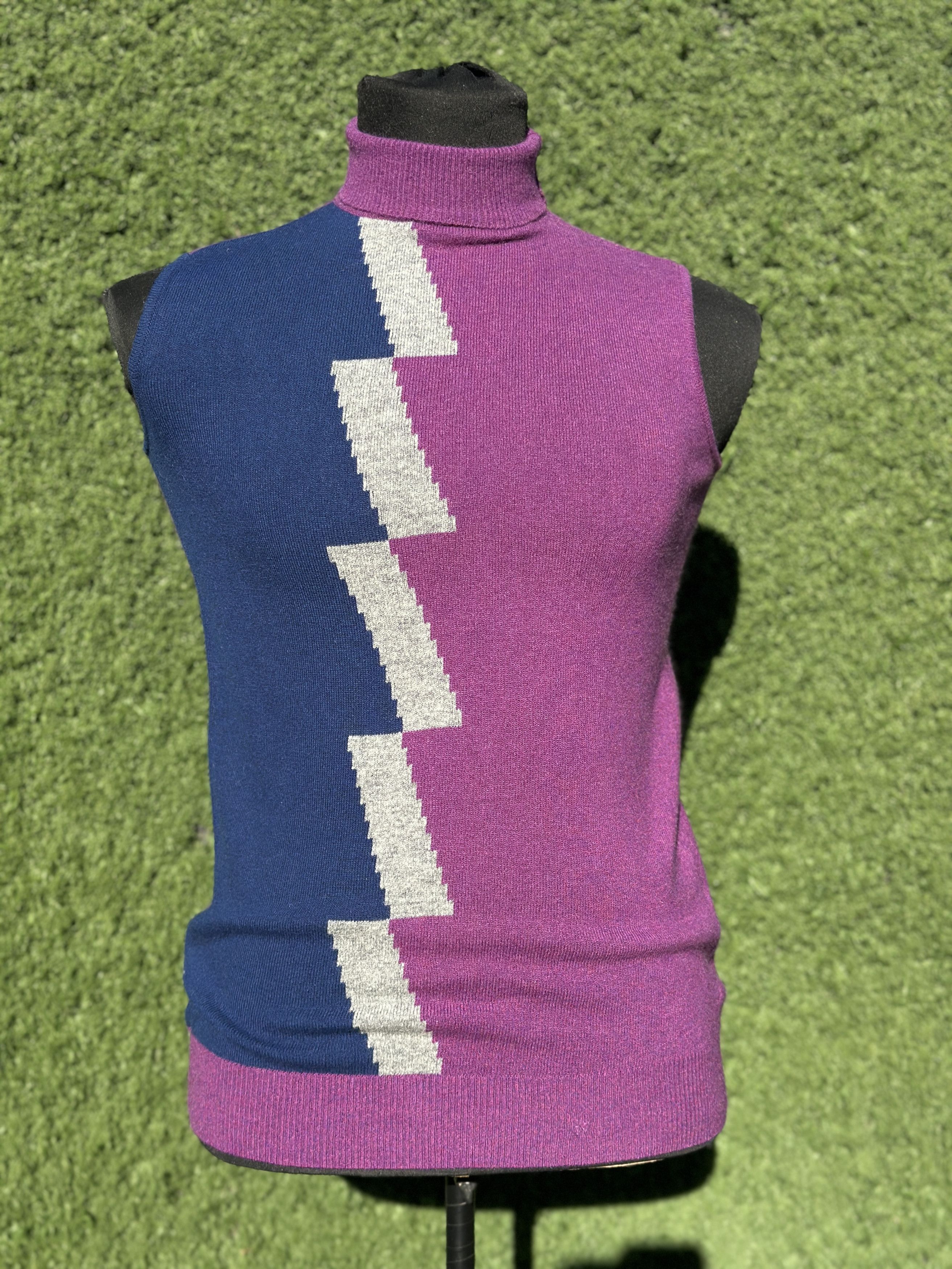 Balenciaga Balenciaga Women Sleeveless Turtleneck Knit Wool Cashmere 36 Size XS / US 0-2 / IT 36-38 - 2 Thumbnail