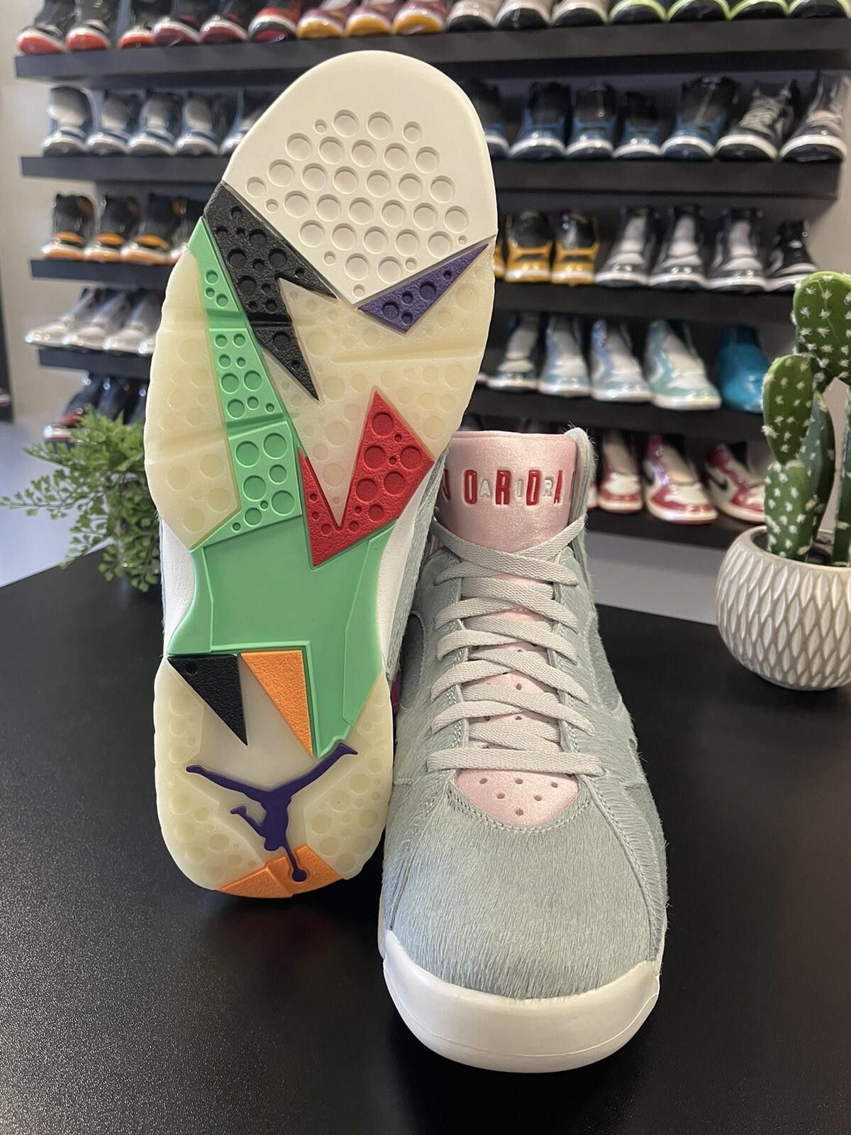 Jordan Brand Size 11.5 - Nike Air Jordan 7 Neutral Grey Hare CT8528–002 Size US 11.5 / EU 44-45 - 9 Thumbnail
