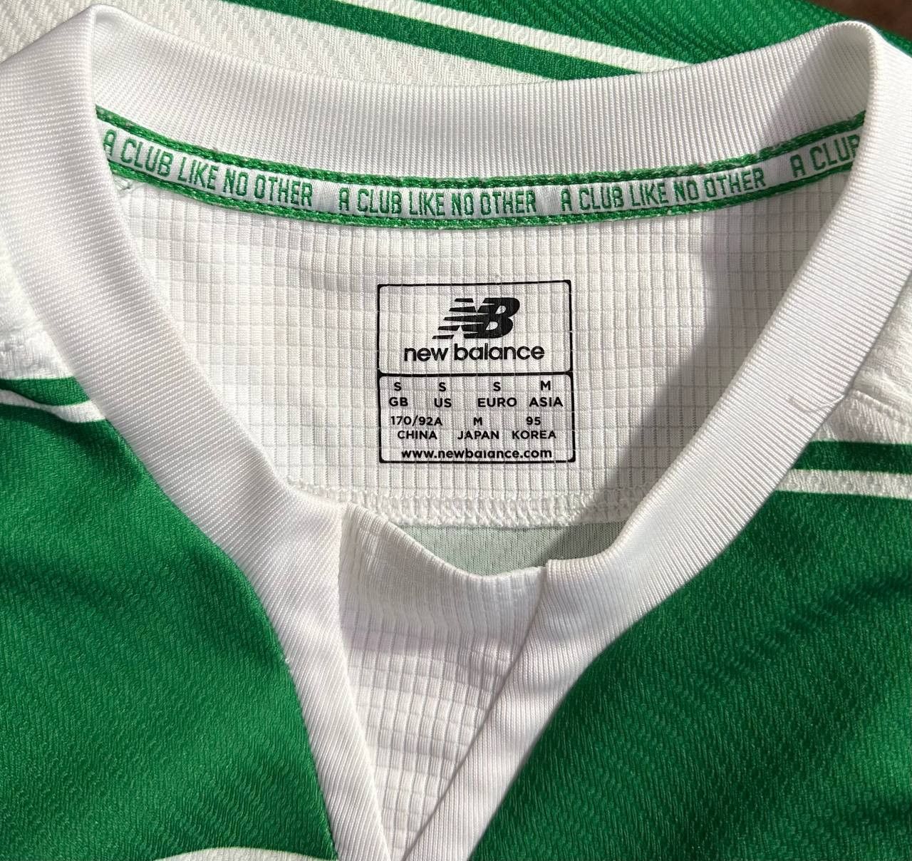 New Balance Celtic FC 2015 2016 home New balance football jersey shirt Size US S / EU 44-46 / 1 - 9 Thumbnail