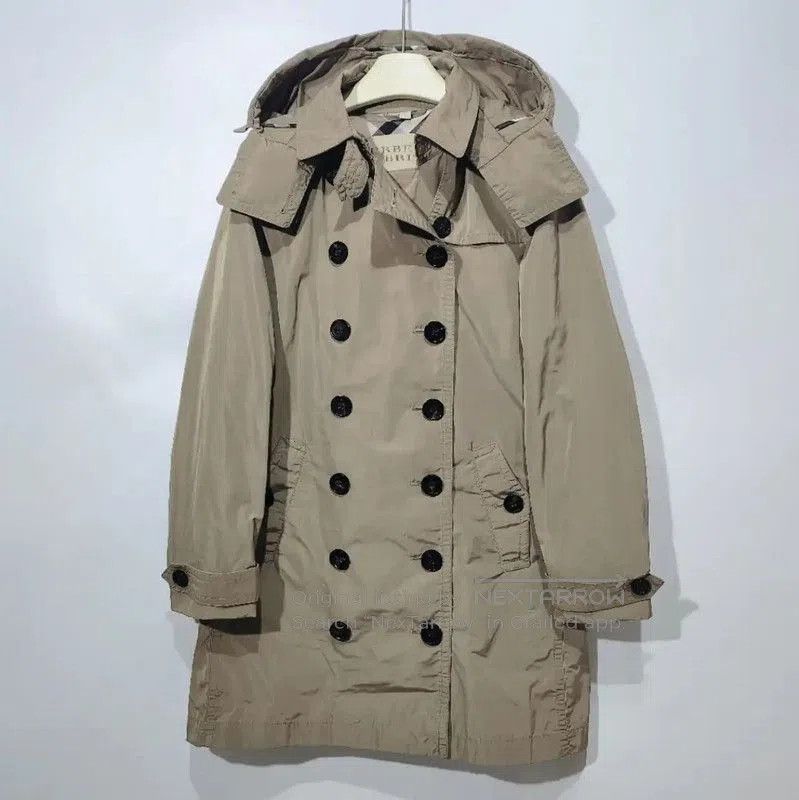 Burberry Burberry Women's Khaki Green Trench Coat. Size XL / US 12-14 / IT 48-50 - 1 Thumbnail