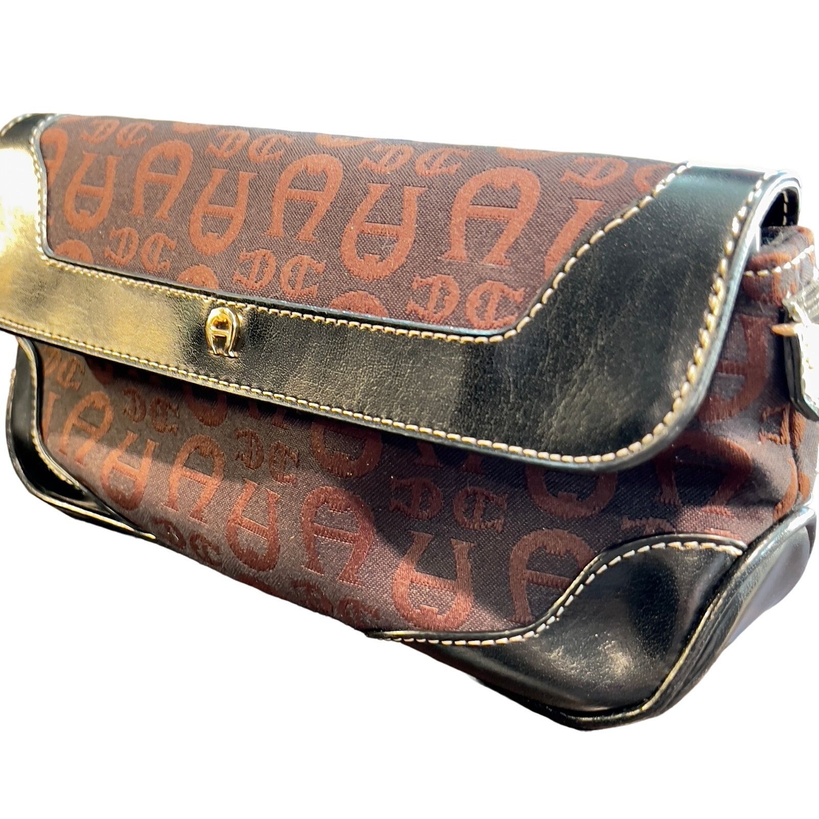 Etienne Aigner Etienne Aigner Clutch Leather Trim Mag Clasp Pocket Vintage Size ONE SIZE - 1 Thumbnail