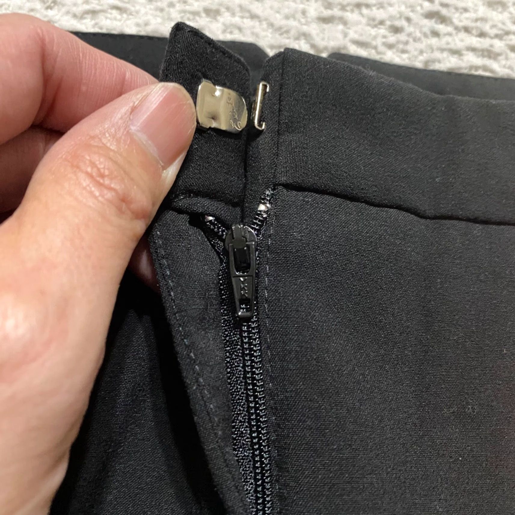 Norma Kamali VINTAGE Norma Kamali Womens Skirt sz 6 Solid Black Straight Pencil Career Work Business Size 28" / US 6 / IT 42 - 5 Thumbnail
