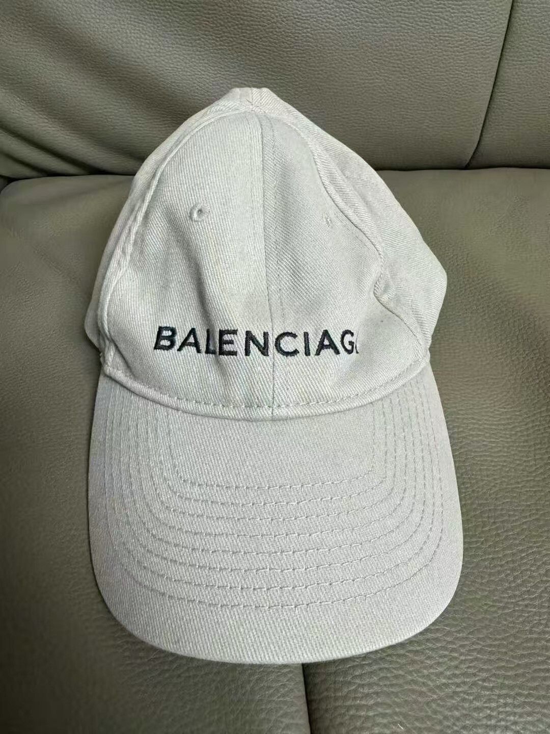 Balenciaga Balenciaga Embroidered Large Logo Baseball Cap Size ONE SIZE - 1 Thumbnail