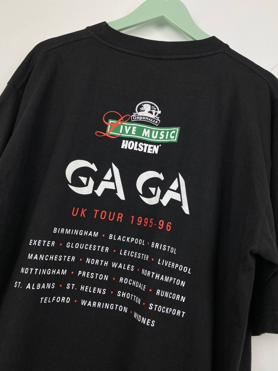 Band Tees Vintage 1995 Queen Radio Ga Ga T Shirt Pink Floyd Mercury Size US XL / EU 56 / 4 - 6 Thumbnail