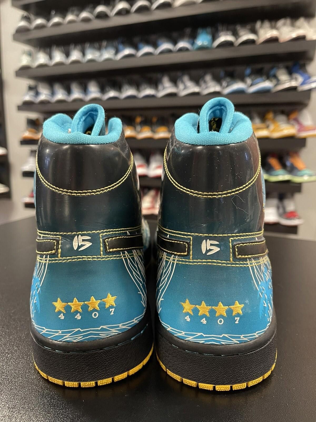 Jordan Brand Size 12 - Air Jordan 1 Retro 2008 High Doernbecher 🔥 Size US 12 / EU 45 - 4 Thumbnail