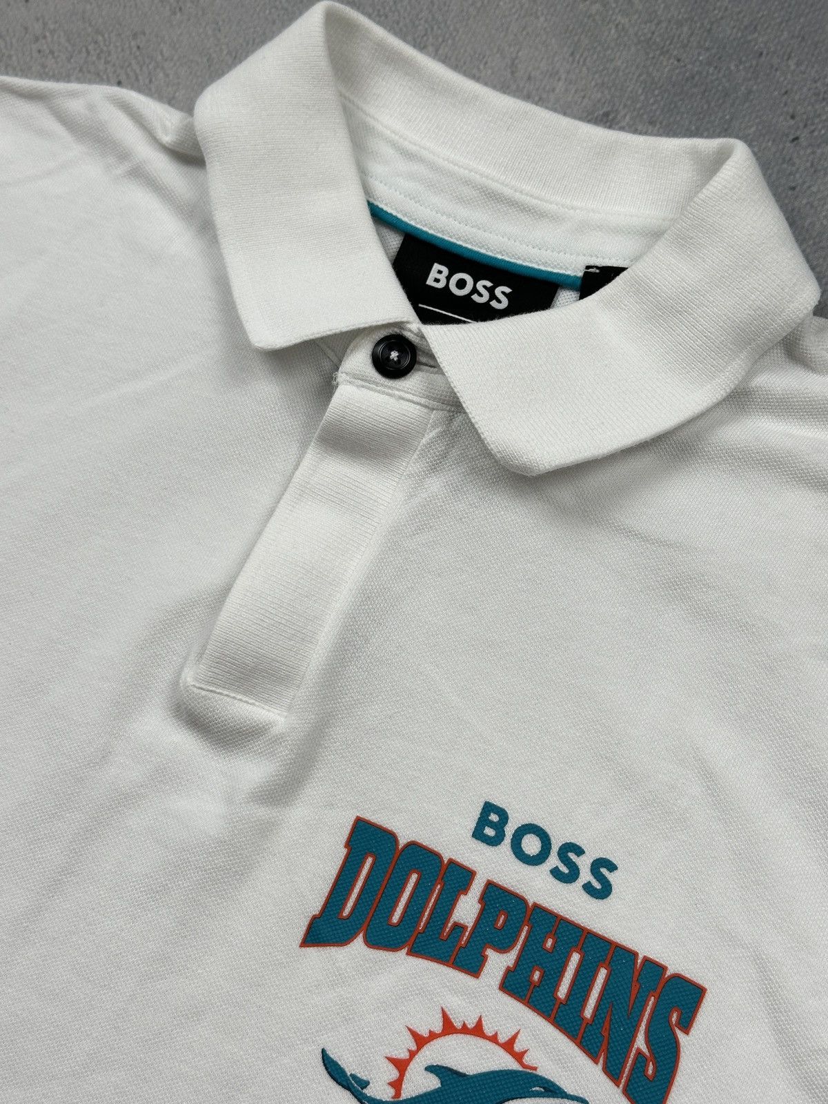 Hugo Boss Vintage Hugo Boss x NFL Miami Dolphins Polo Shirt White L Size US L / EU 52-54 / 3 - 16 Thumbnail
