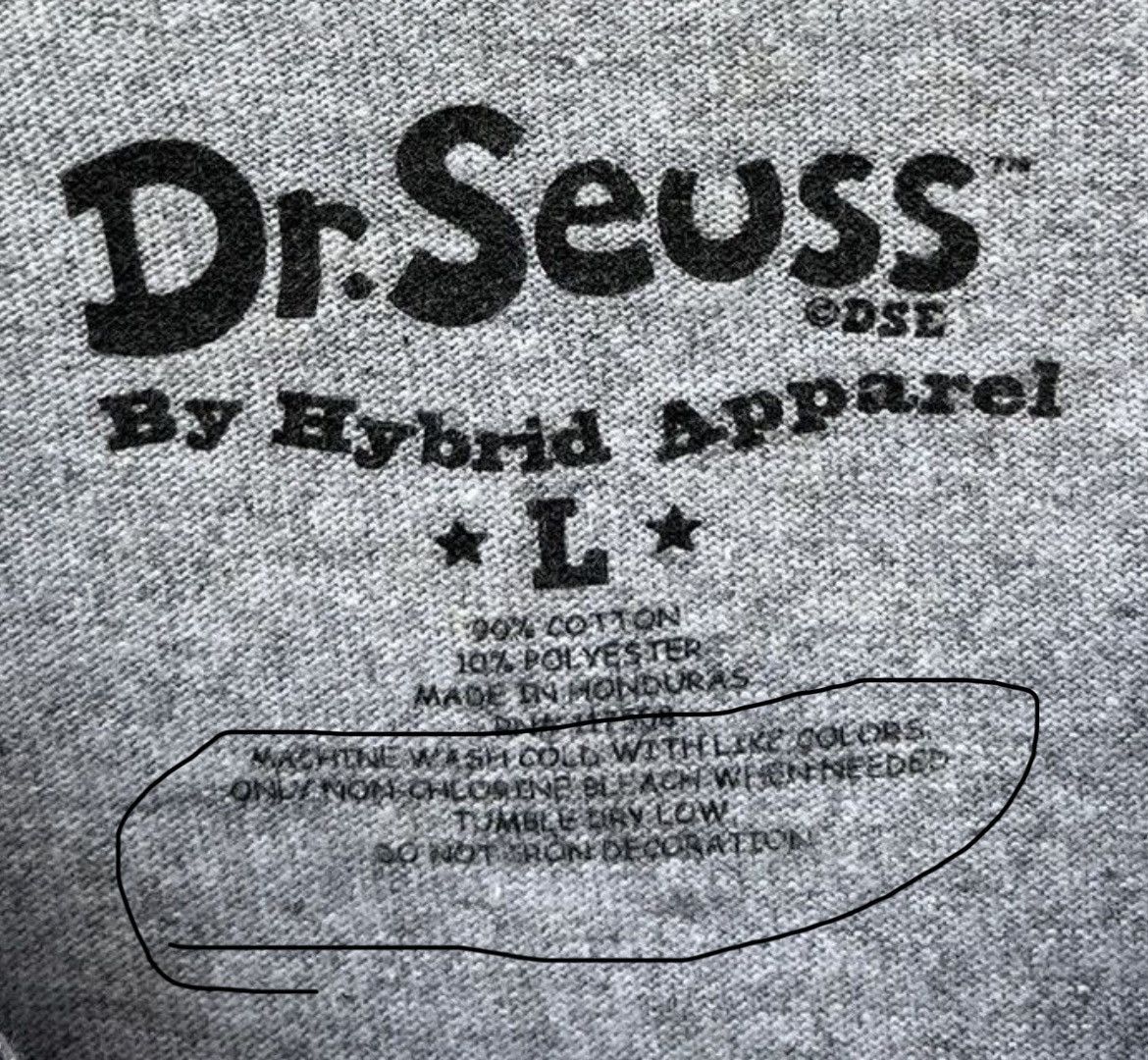 Japanese Brand Y2K Dr Seuss Santa Body Tees Size US L / EU 52-54 / 3 - 9 Thumbnail