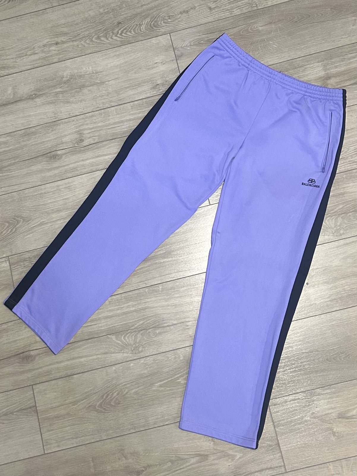 Balenciaga Balenciaga Tracksuit Sweatpants Size US 36 / EU 52 - 2 Thumbnail