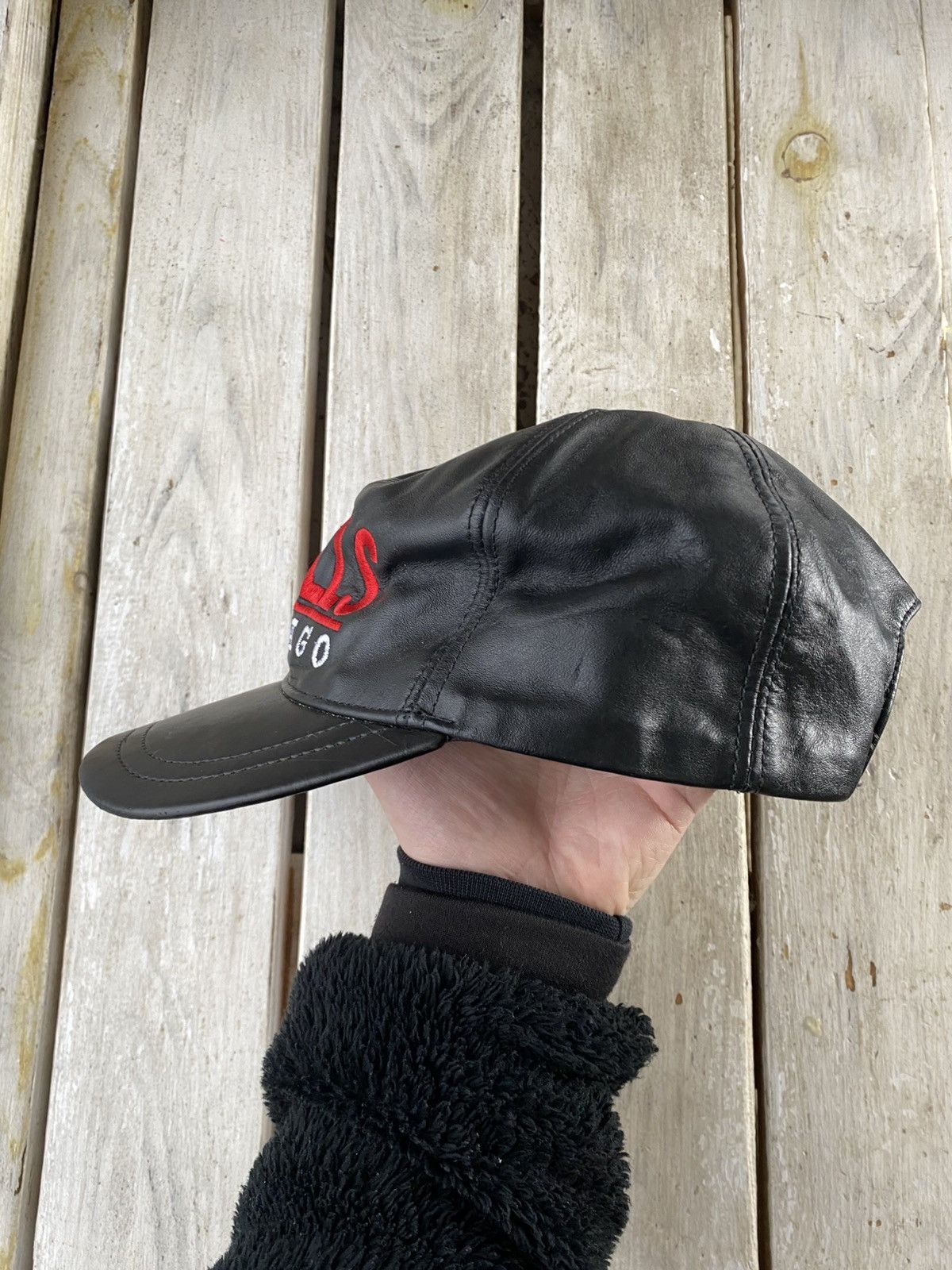 NBA × Vintage Chicago Bulls SnapBack vintage cap leather NBA OS Size ONE SIZE - 4 Thumbnail
