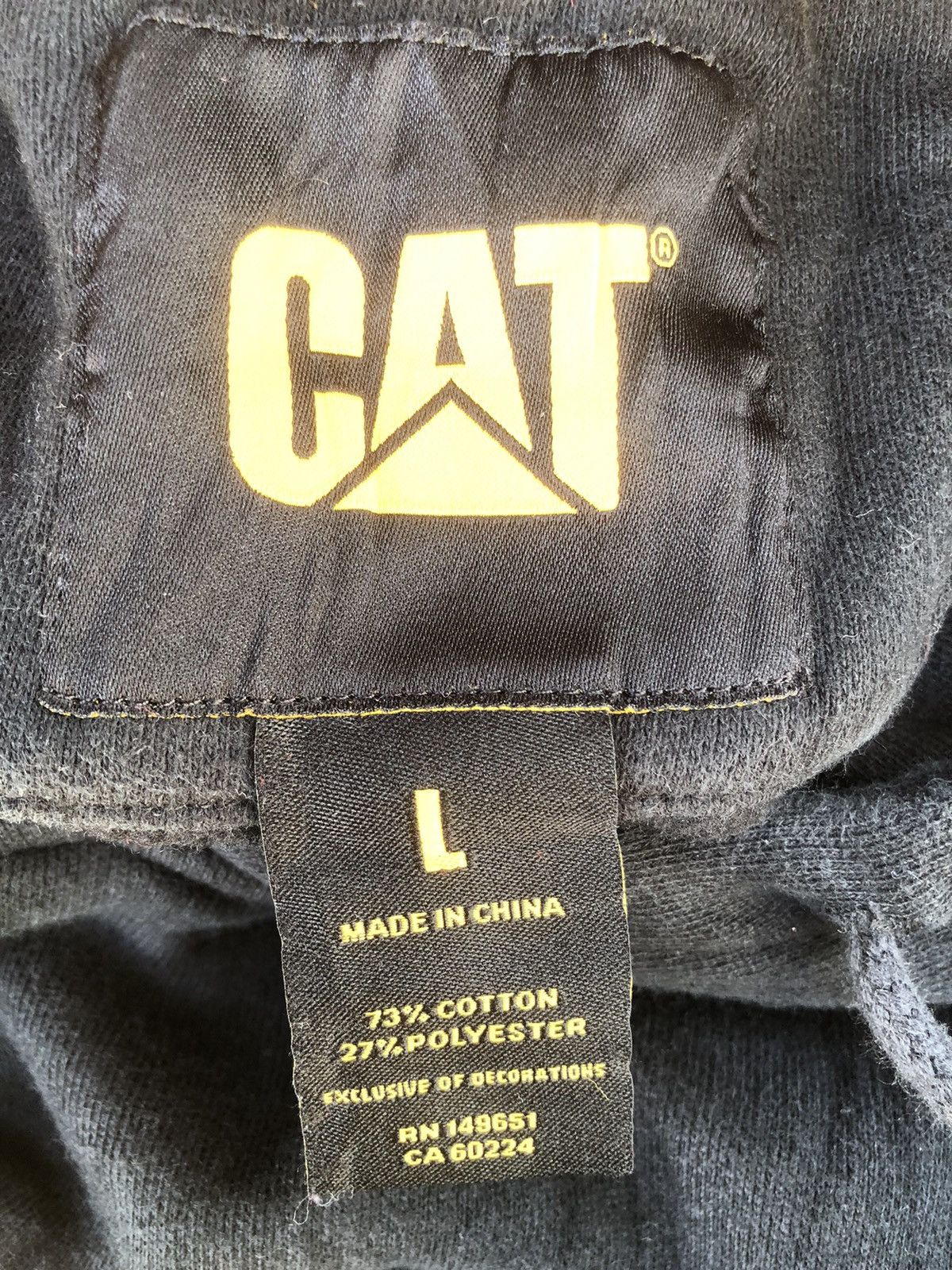Carhartt × Japanese Brand Vintage Caterpillar Embrodered Centre Logo Hoodie Size US XL / EU 56 / 4 - 15 Thumbnail