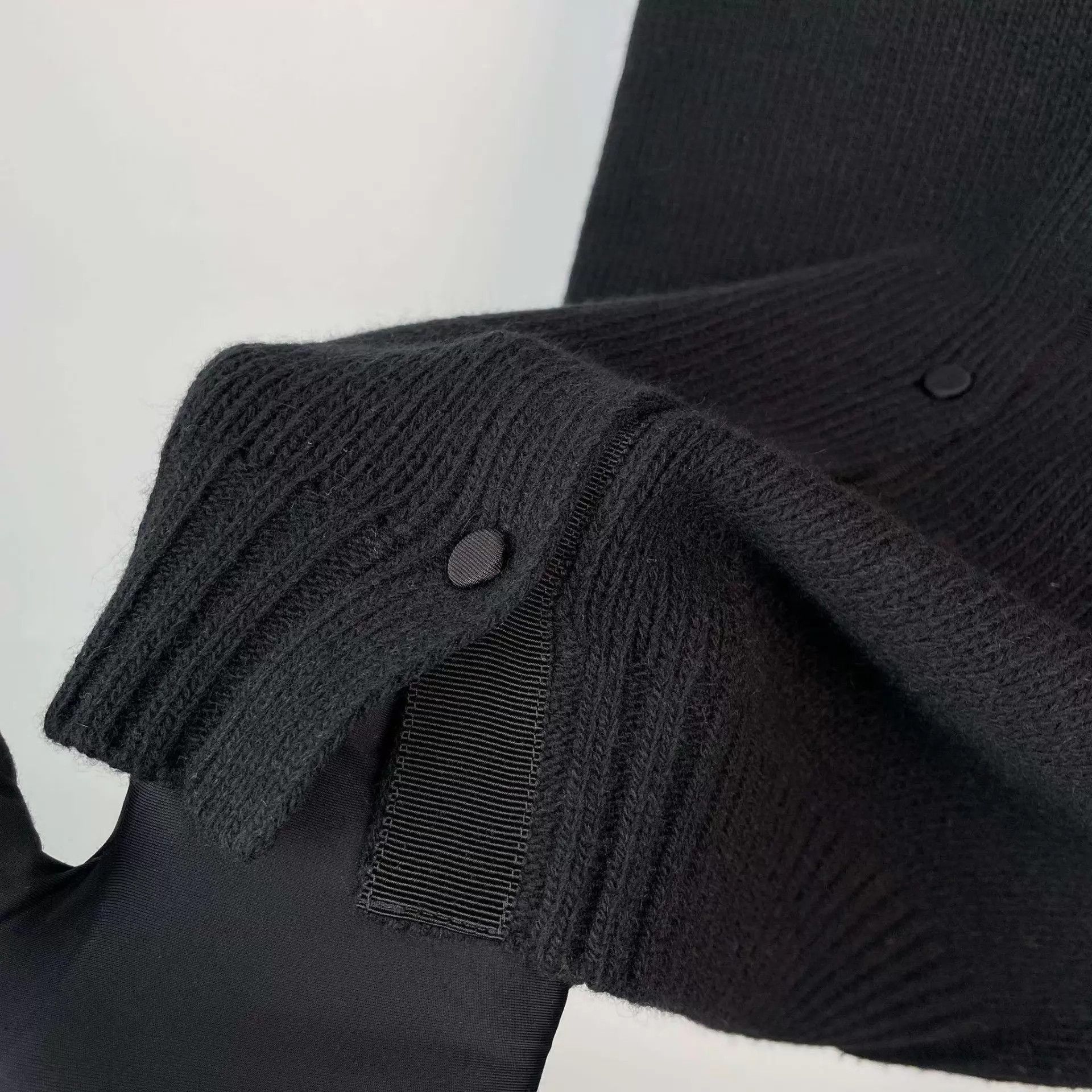 Prada Prada Black Sweater Size 40 98 New Size S / US 4 / IT 40 - 9 Thumbnail