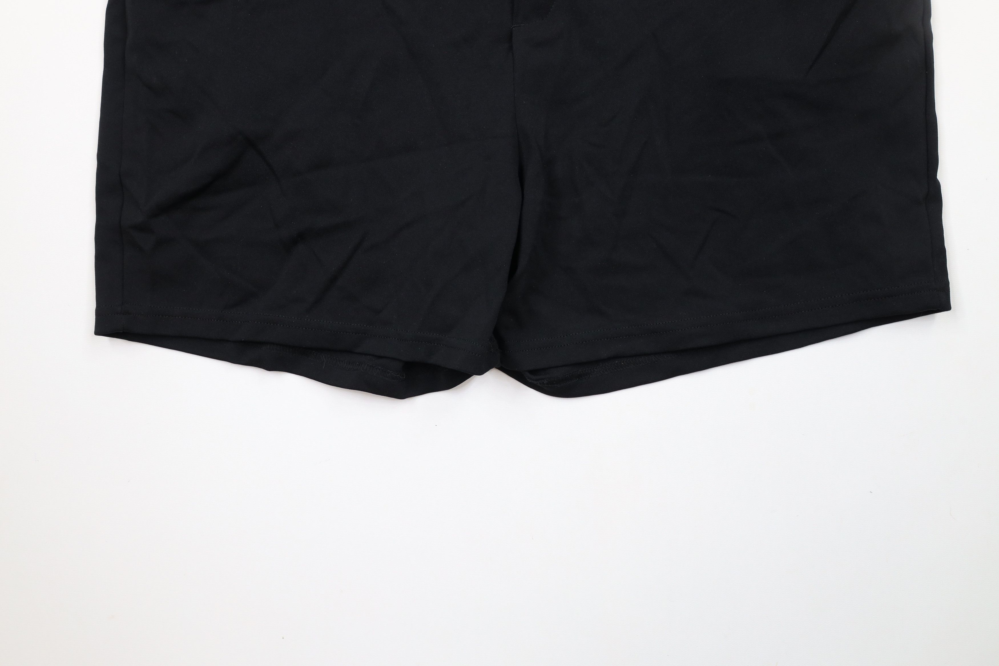 Vintage Deadstock Vintage 90s Streetwear Knit Coaches Shorts Black Size US 38 / EU 54 - 4 Thumbnail