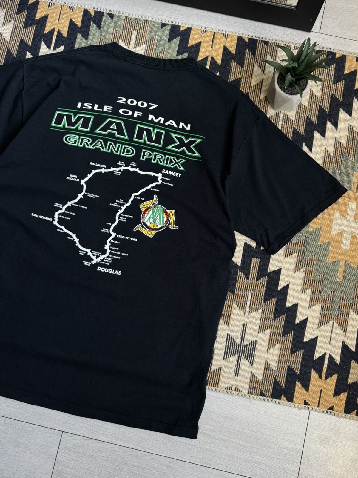 Vintage Vintage MANX Grand Prix 2007 Racing Moto T-shirt Size US L / EU 52-54 / 3 - 8 Thumbnail