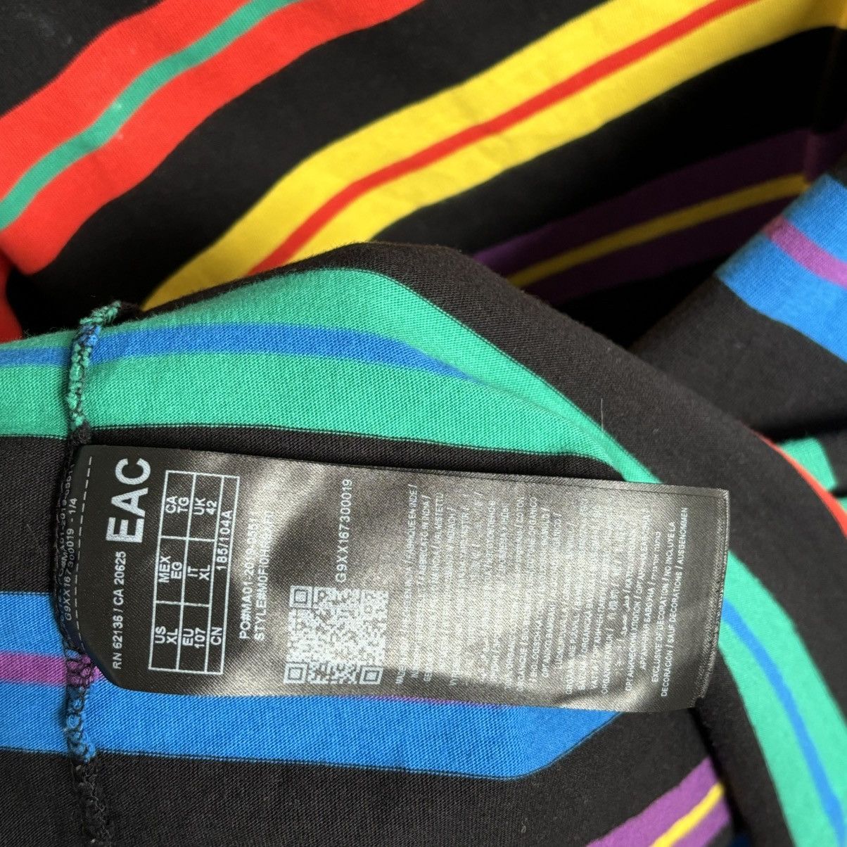 Guess Guess multicolor rare tee t-shirt xl streetwear Size US XL / EU 56 / 4 - 5 Thumbnail