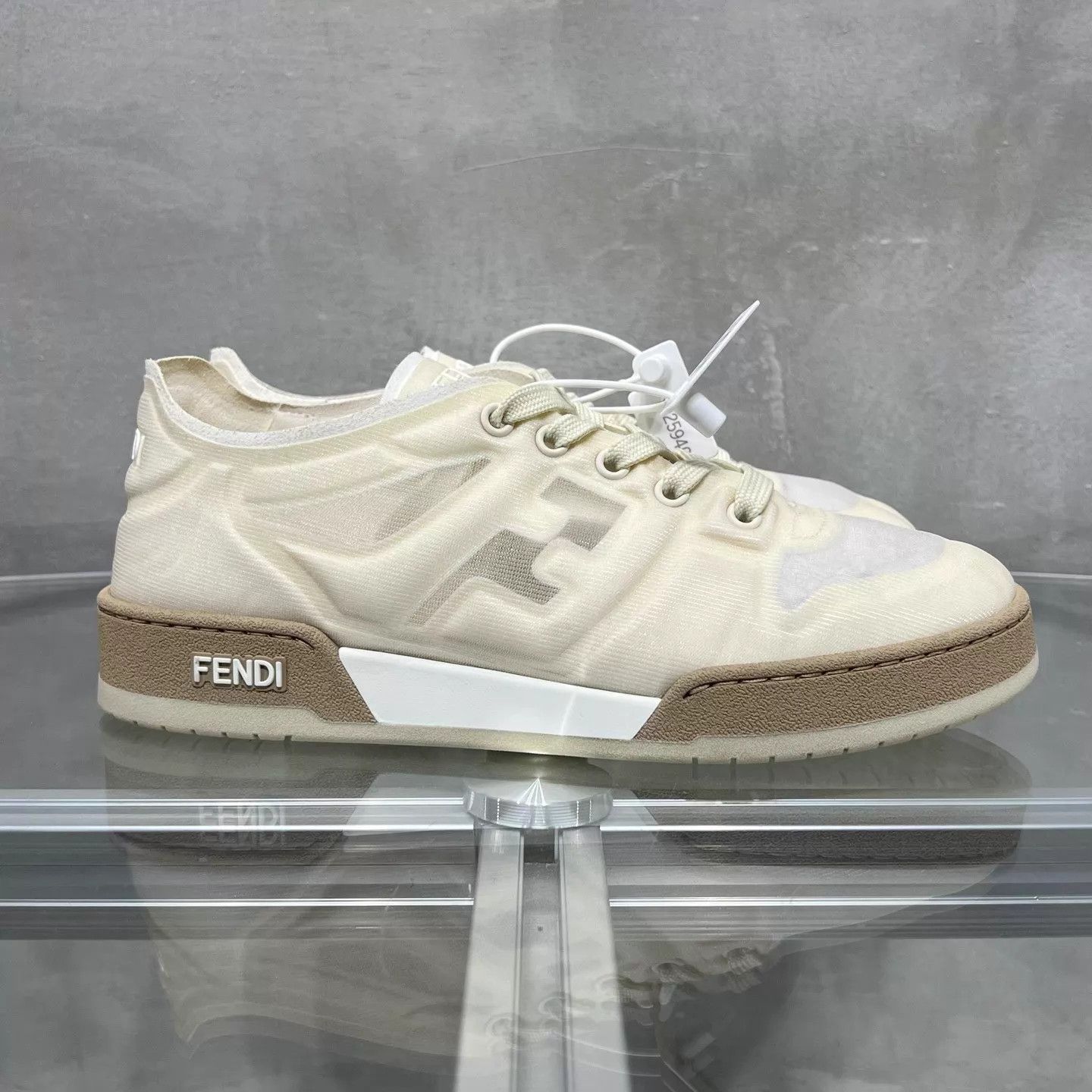Fendi Fendi Cream Mesh Sneaker 38 EU Size US 7.5 / IT 37.5 - 4 Thumbnail