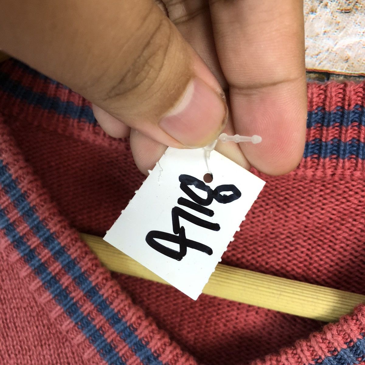 Japanese Brand × Vintage Japan vintage Red Sweatshirt #A718 Size US L / EU 52-54 / 3 - 9 Thumbnail