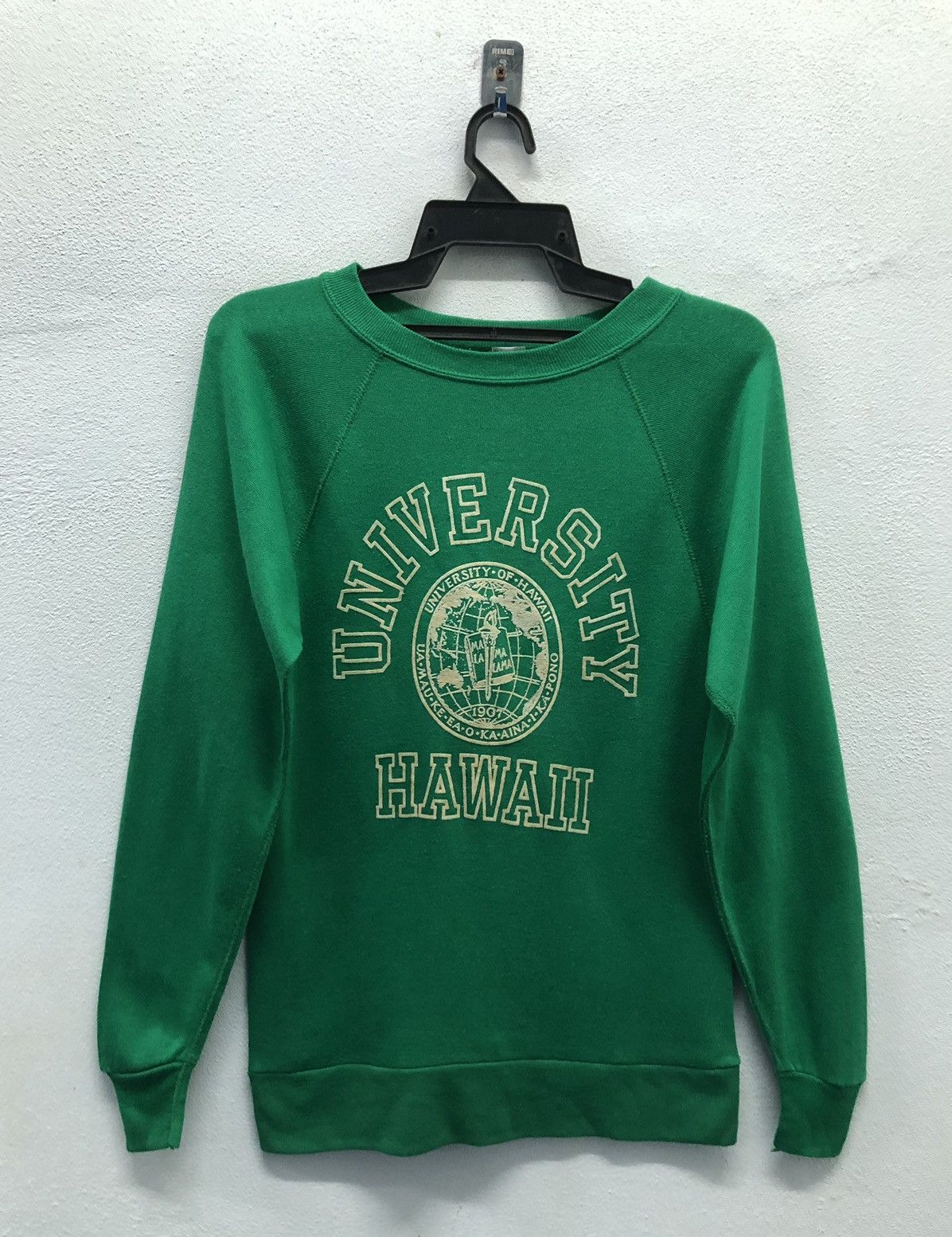 Other Vintage University of Hawaii Green Crewneck Sweatshirt Small Size US S / EU 44-46 / 1 - 1 Thumbnail
