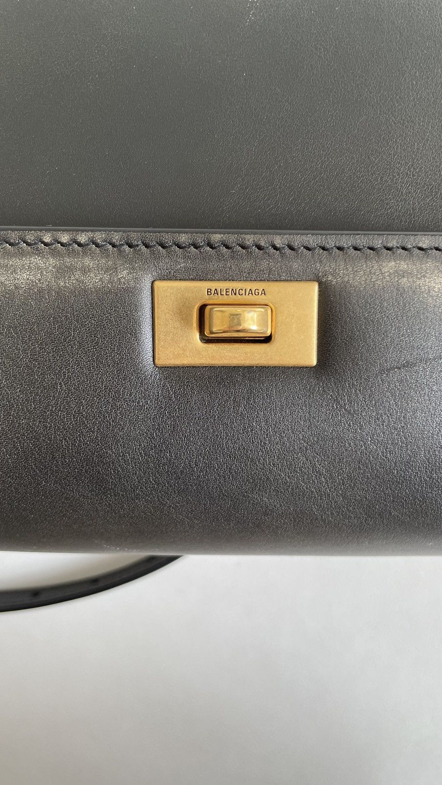 Balenciaga Olive Distressed Leather ‘Money’ Hand Bag Size ONE SIZE - 5 Thumbnail