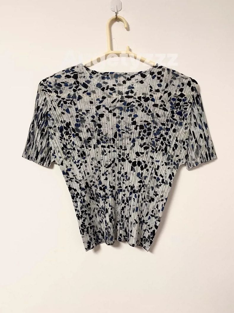 Issey Miyake issey miyake Patterned short sleeves Size M / US 6-8 / IT 42-44 - 1 Thumbnail