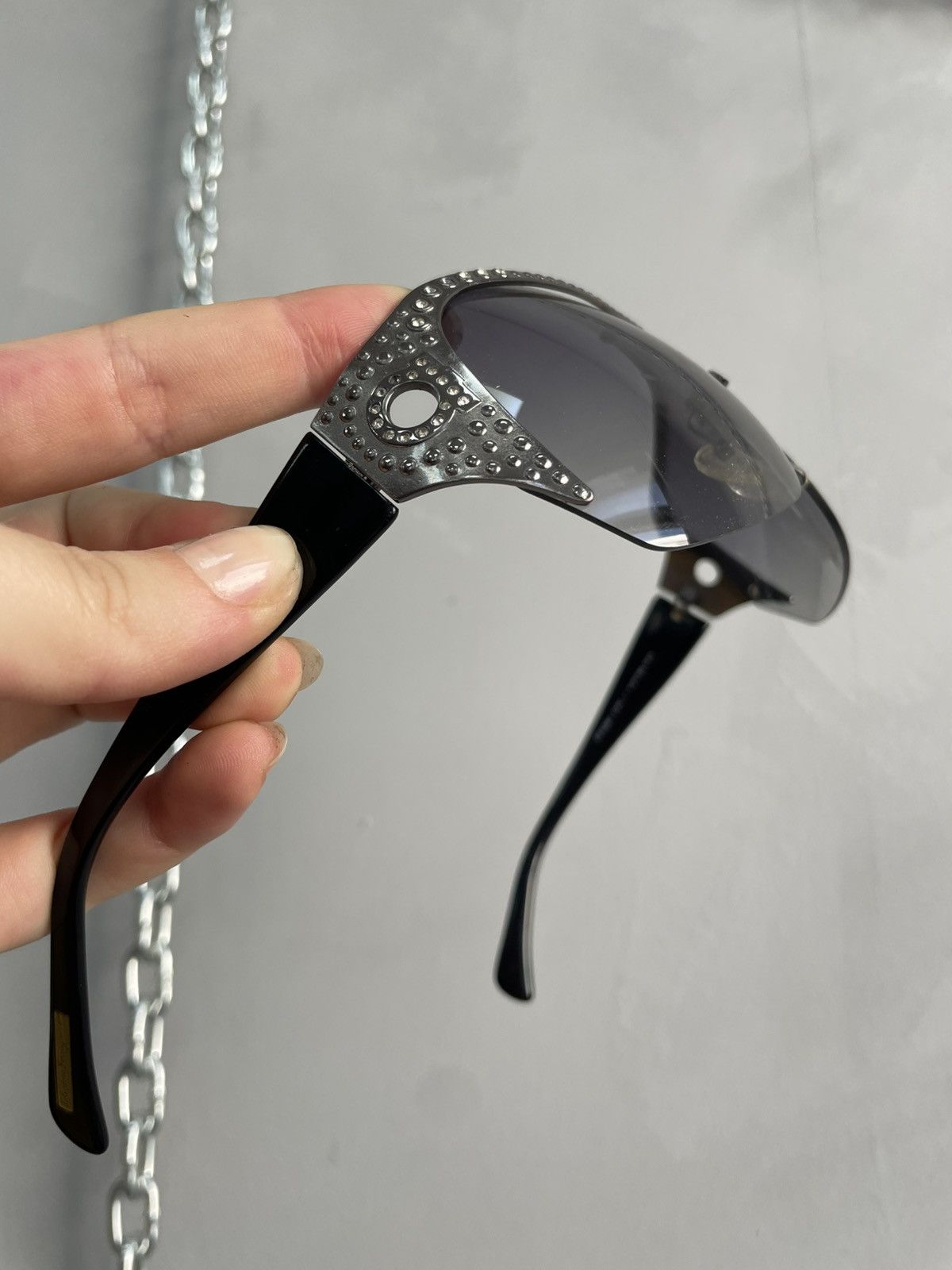 Salvatore Ferragamo Rare Salvatore Ferragamo strass shield musk sunglasses Size ONE SIZE - 5 Thumbnail