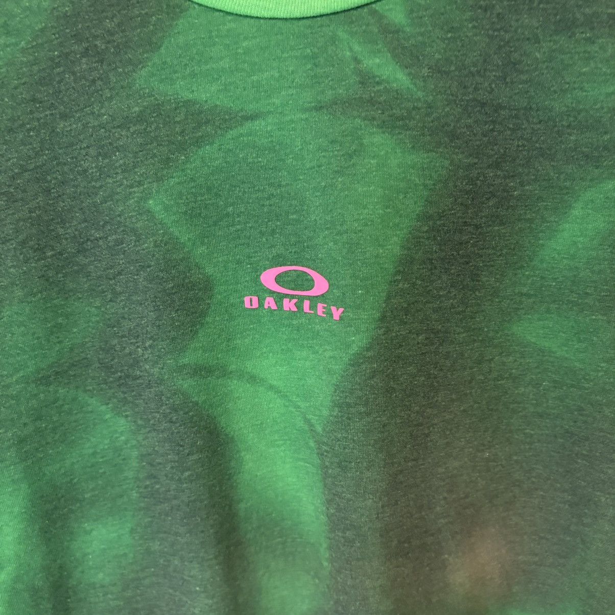 Oakley Oakley Green Shadow Center Logo T Shirt Vintage Skate Size US S / EU 44-46 / 1 - 2 Thumbnail
