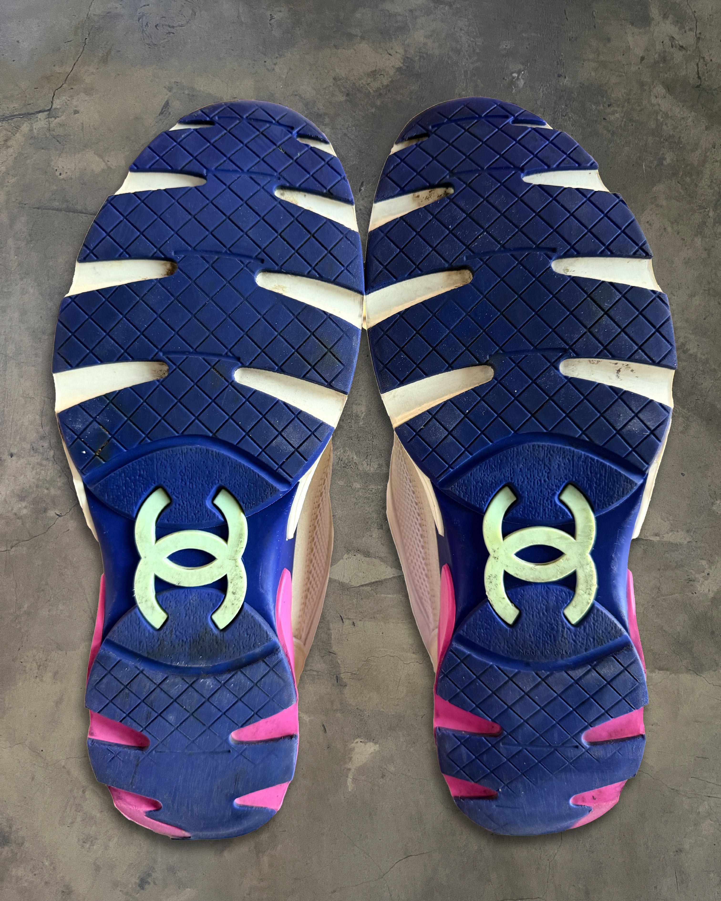 Chanel CHANEL MULTICOLOUR CC LOGO SNEAKERS Size US 8 / EU 41 - 5 Thumbnail