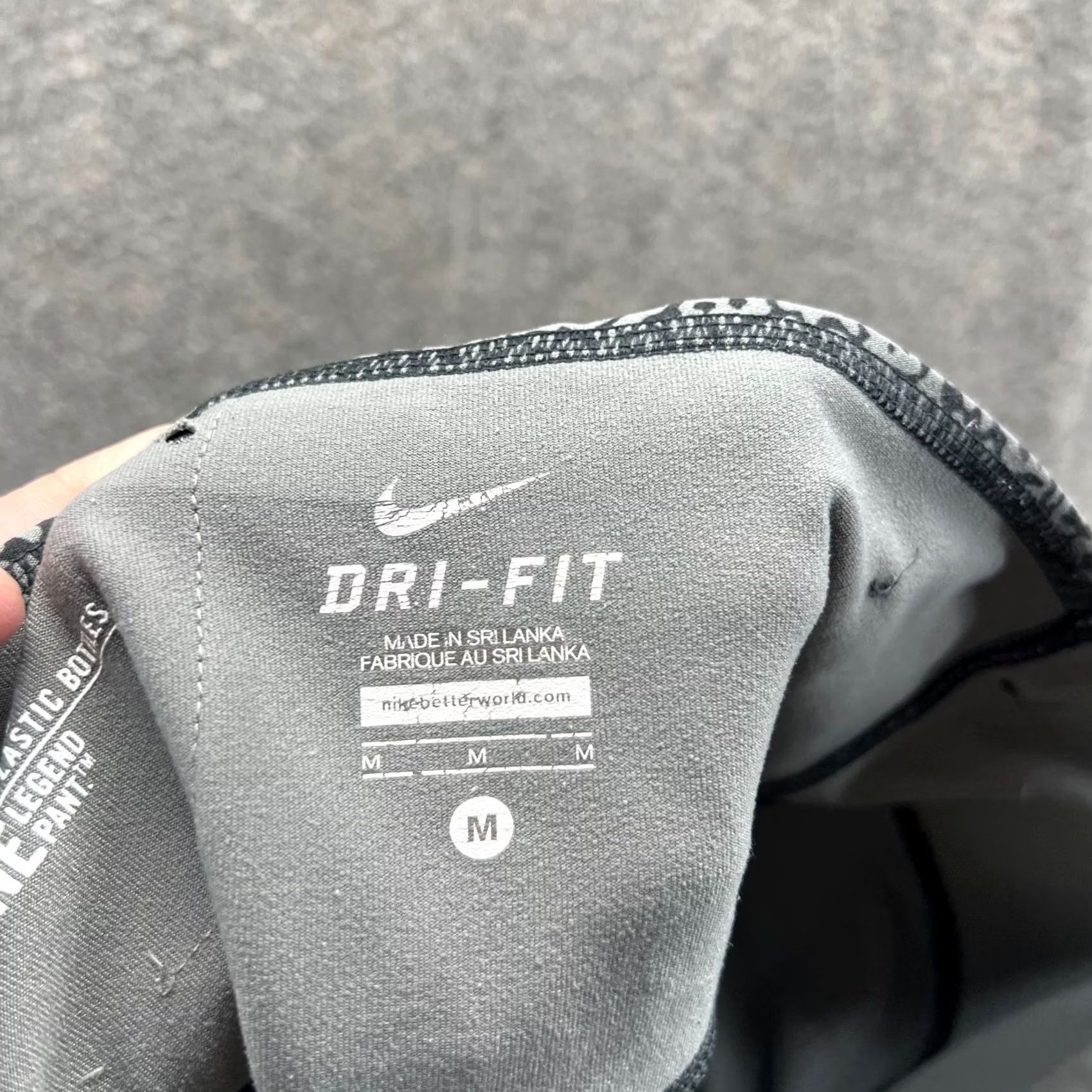 Nike Nike Dri-FIT Leggings Womens Medium Gray Patterned Stretch Athletic Pants Size 32" / US 10 / IT 46 - 6 Thumbnail