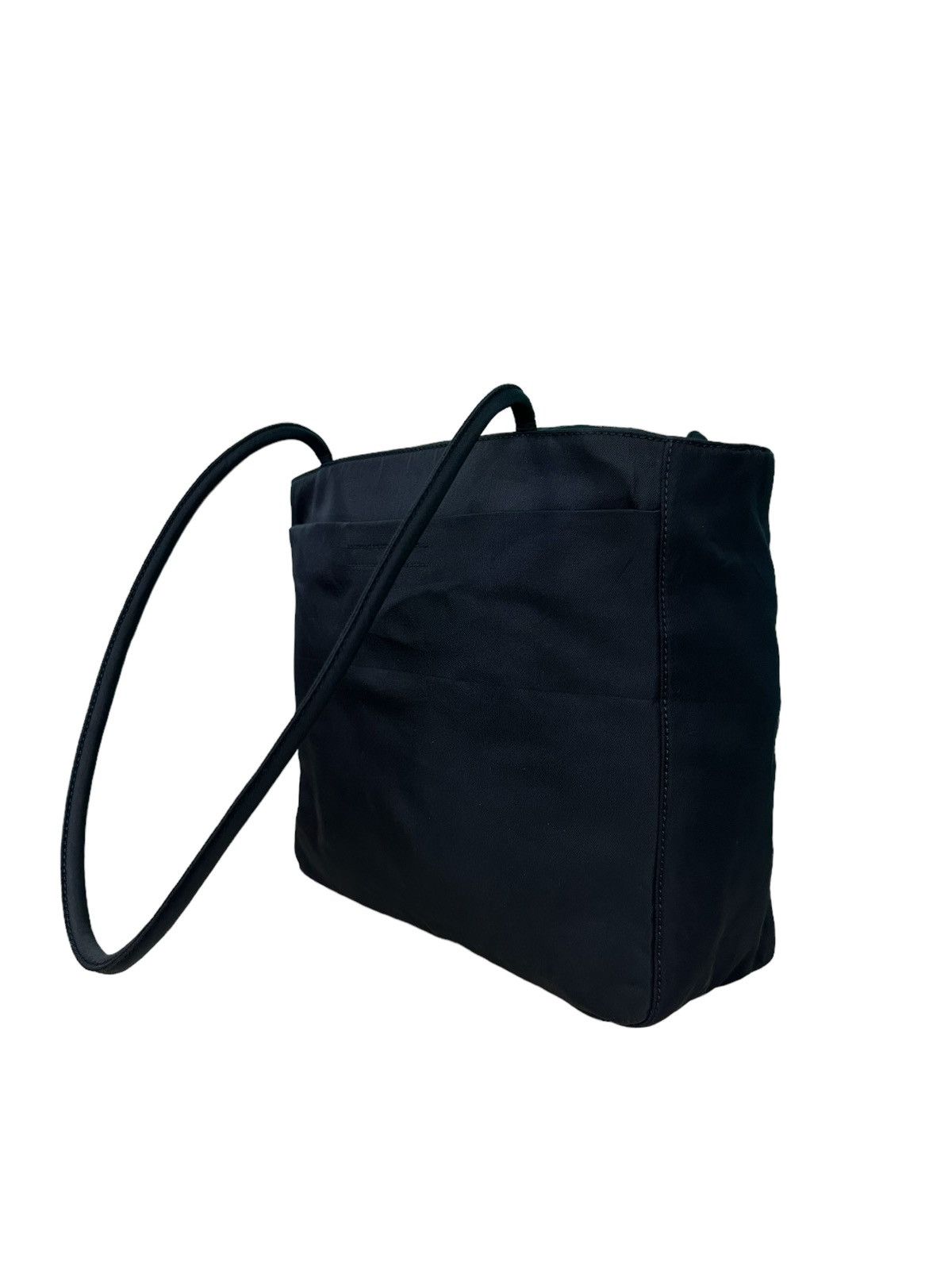 Prada × Vintage AUTHENTIC VINTAGE PRADA BLACK NYLON TOTE BAG Size ONE SIZE - 7 Thumbnail
