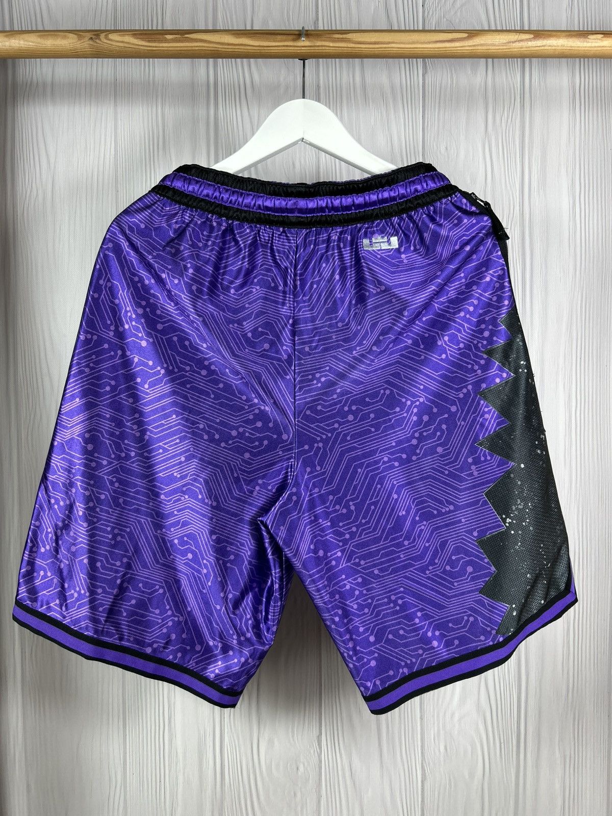 Nike Nike Space Jam Lebron James Goon Squad Purple Shorts Size M Size US 32 / EU 48 - 7 Thumbnail