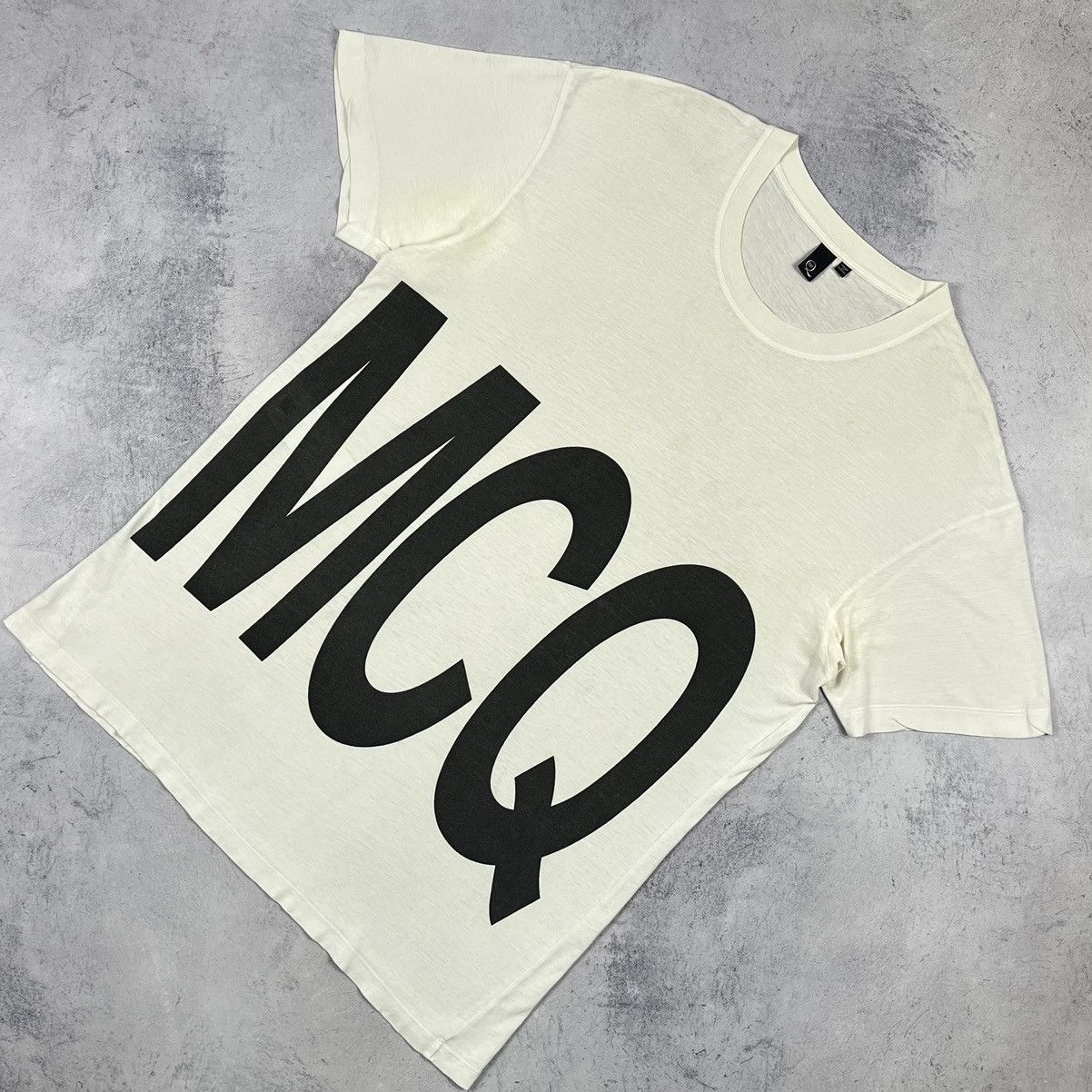 Alexander McQueen Designer Alexandr McQueen MCQ big logo tee Size US M / EU 48-50 / 2 - 1 Thumbnail