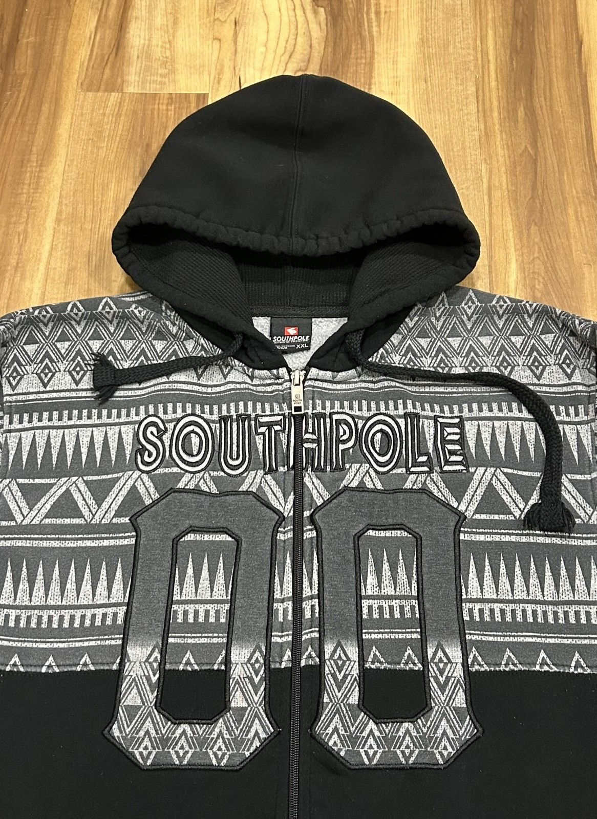 Southpole Y2K SouthPole Aztec ZipUp Hoodie Size US XXL / EU 58 / 5 - 2 Thumbnail