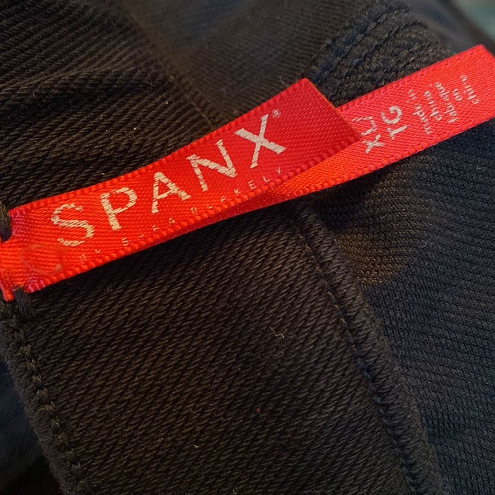 Spanx Spanx $100 Jean-ish Ankle Leggings BLK XL EUC Size 32" / US 10 / IT 46 - 11 Thumbnail