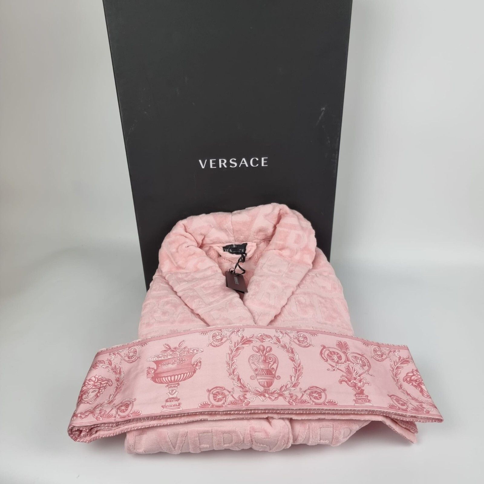 Versace VERSACE Baroque Greca Light Pink Unisex Bathrobe New Size L / US 10 / IT 46 - 2 Thumbnail