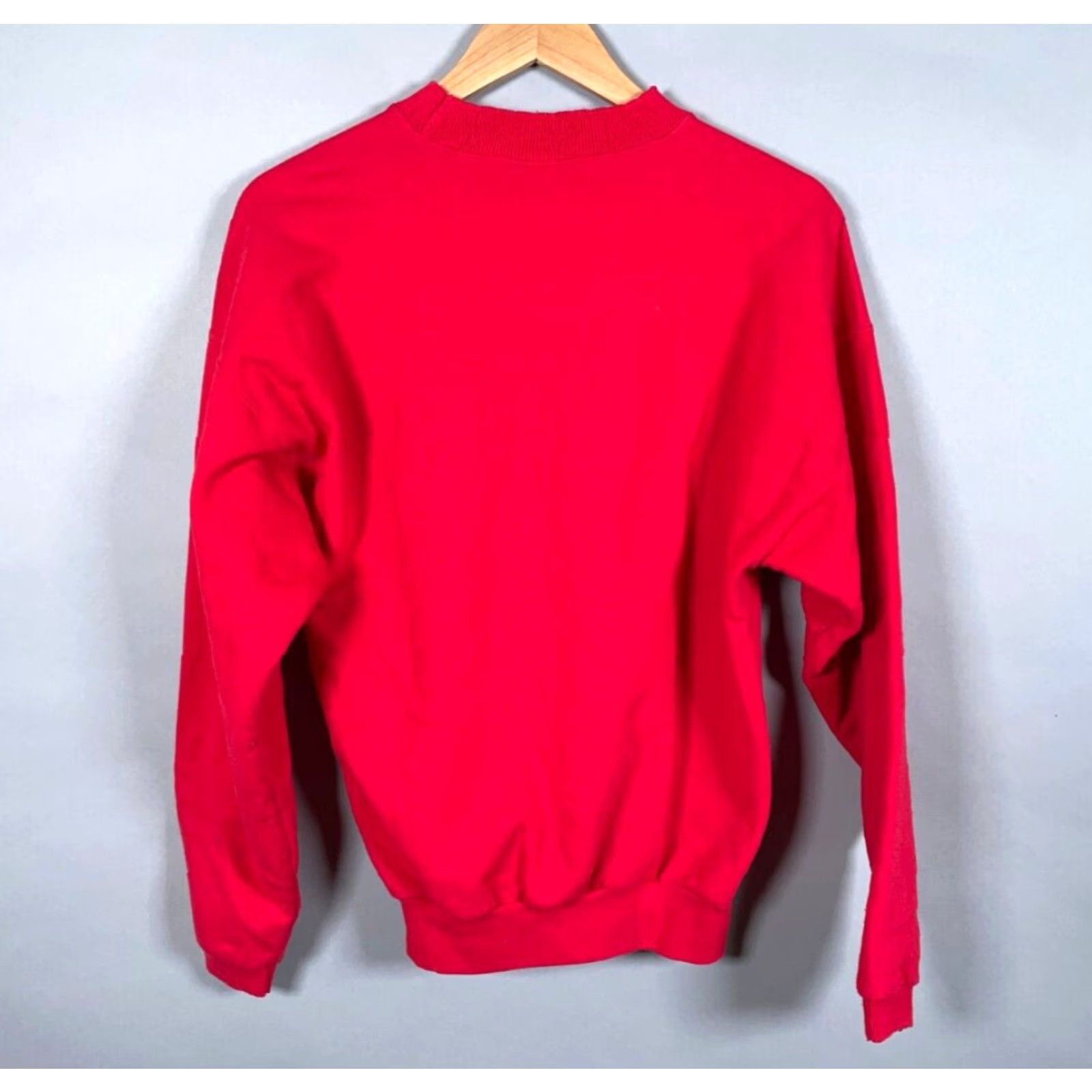 Northern Reflections VINTAGE Northern Reflections Bird Sweatshirt Adult Medium Red Perforated Collar Teacher Ladies Ladies Treehouse? Size M / US 6-8 / IT 42-44 - 2 Thumbnail